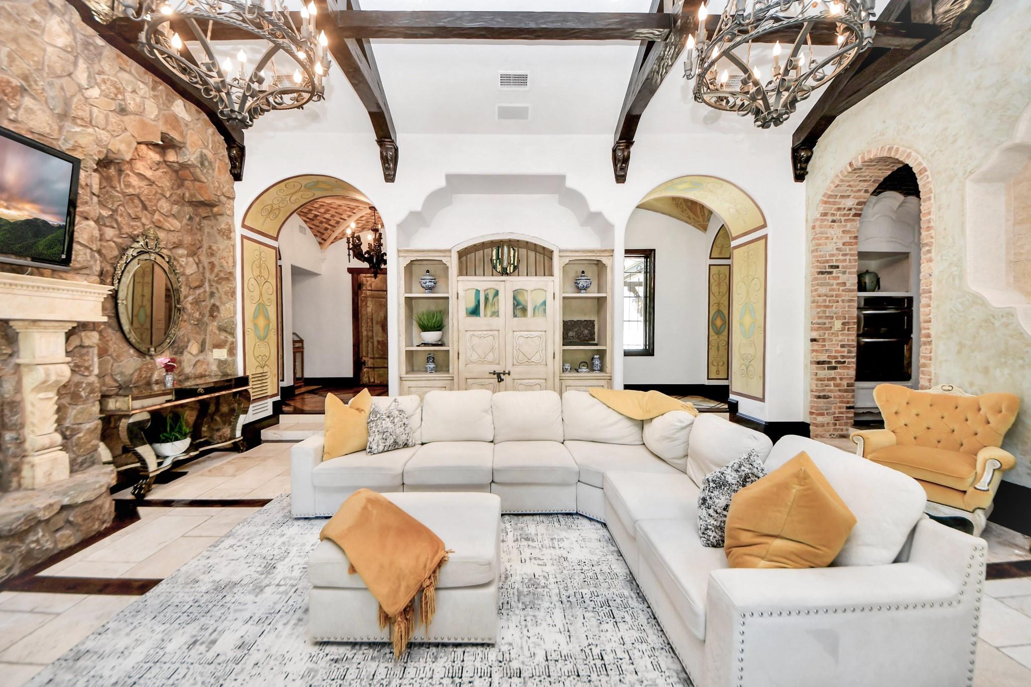 2426 Blue Lake Drive