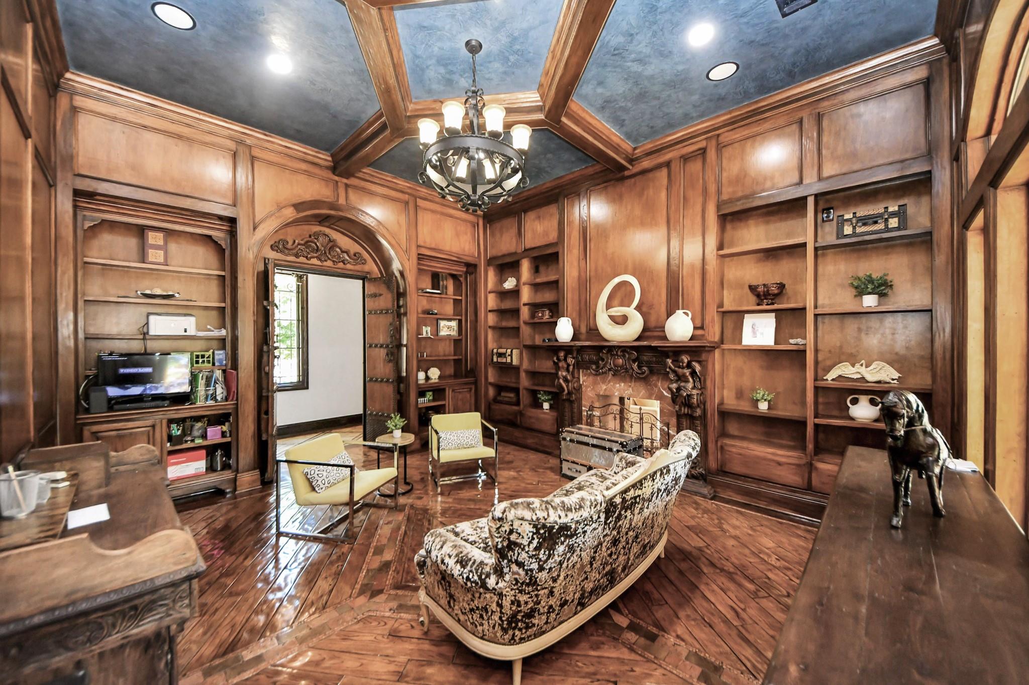 2426 Blue Lake Drive