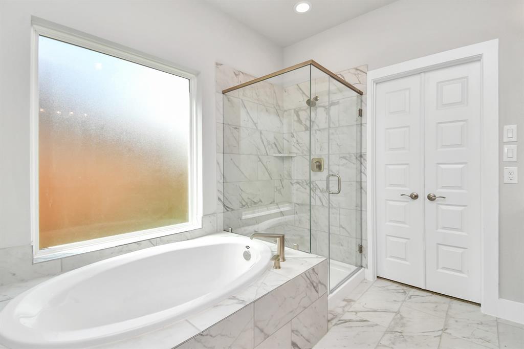 19719 Isola Breeze Drive