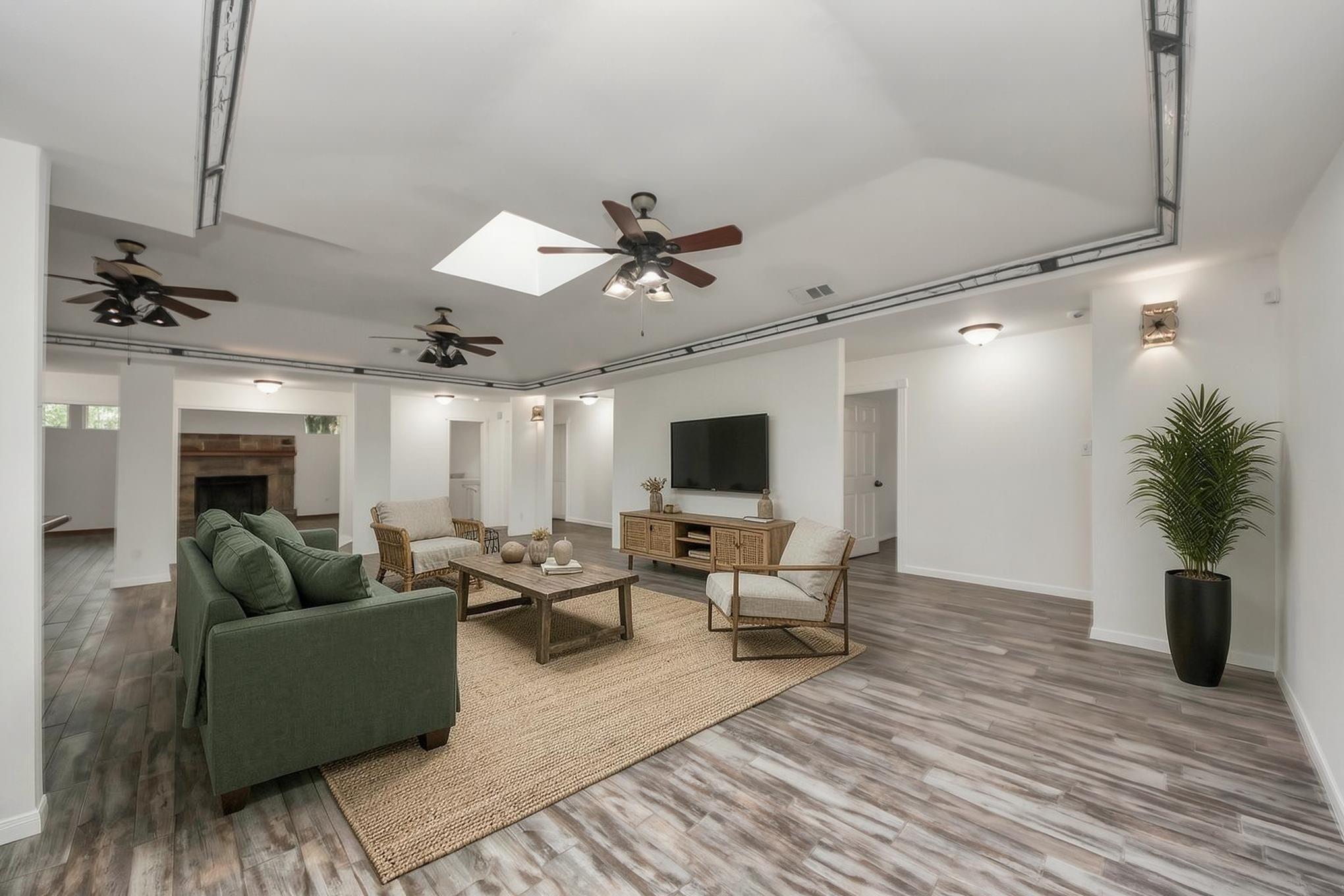 8227 Ivan Reid Drive