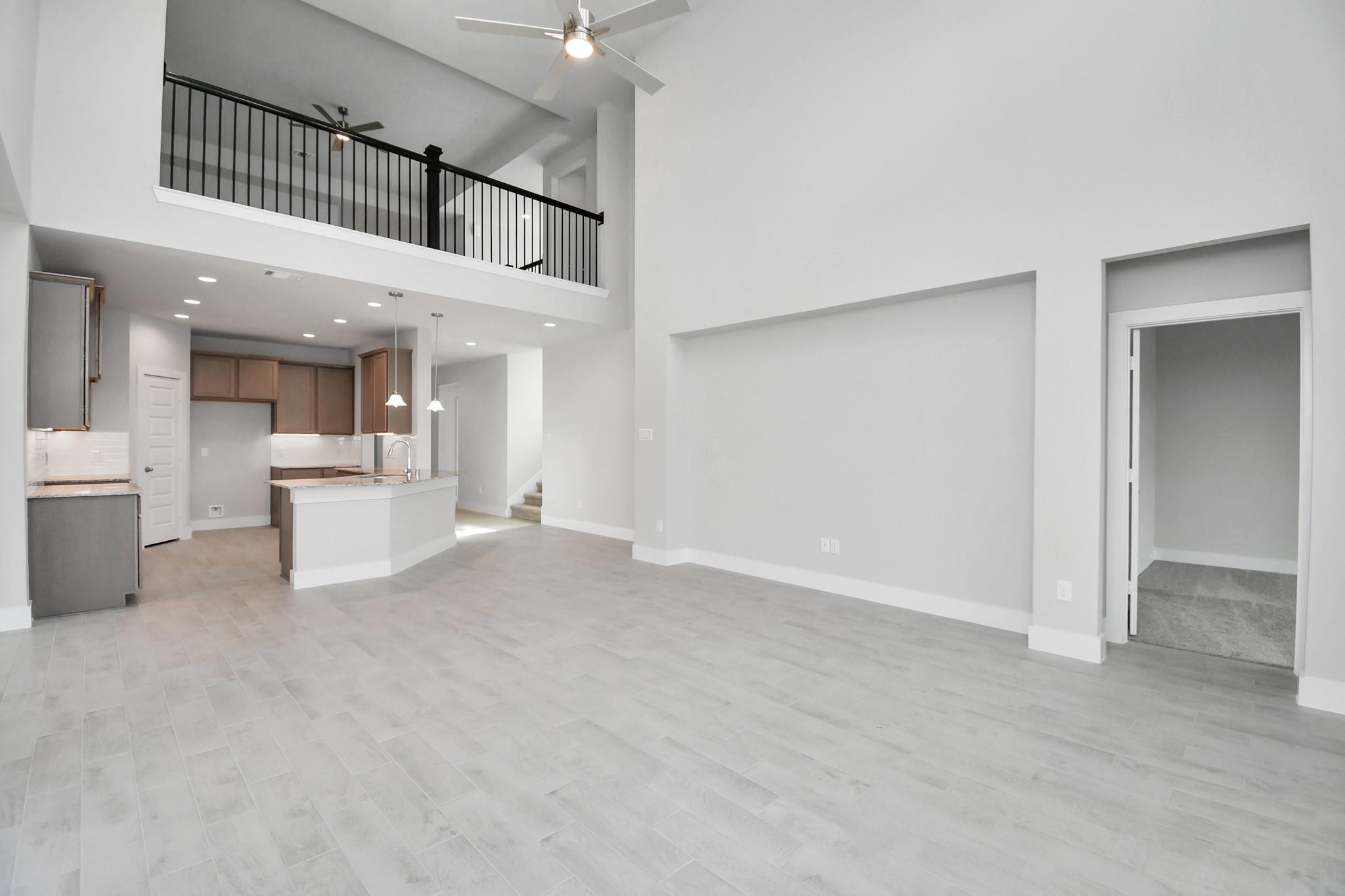 5902 Fox Peak Lane