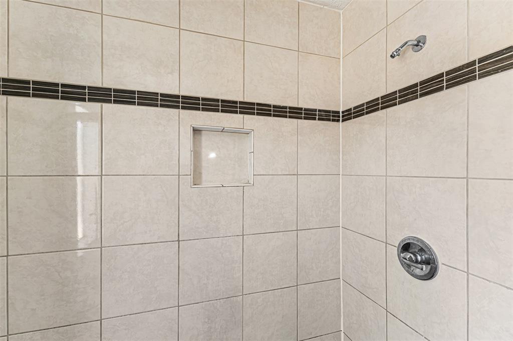 8712 Covent Garden St Street