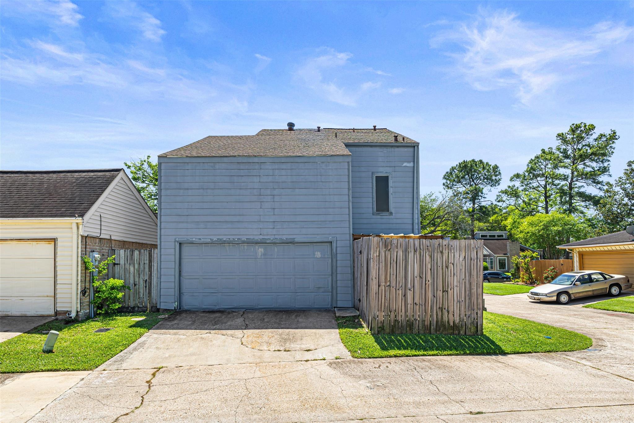 8712 Covent Garden St Street