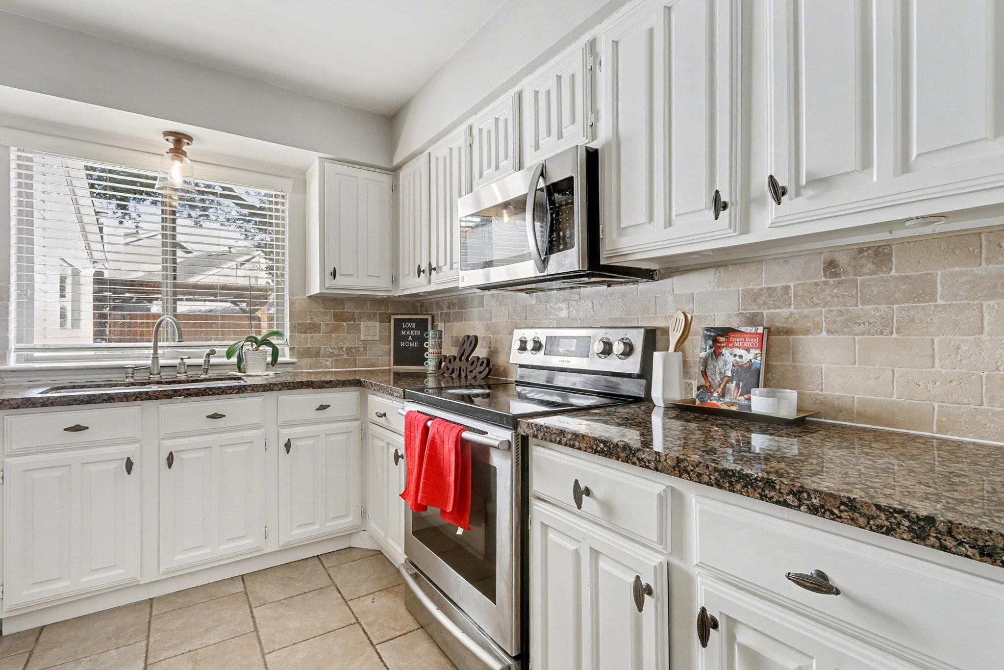 3407 South Briar Knoll Drive