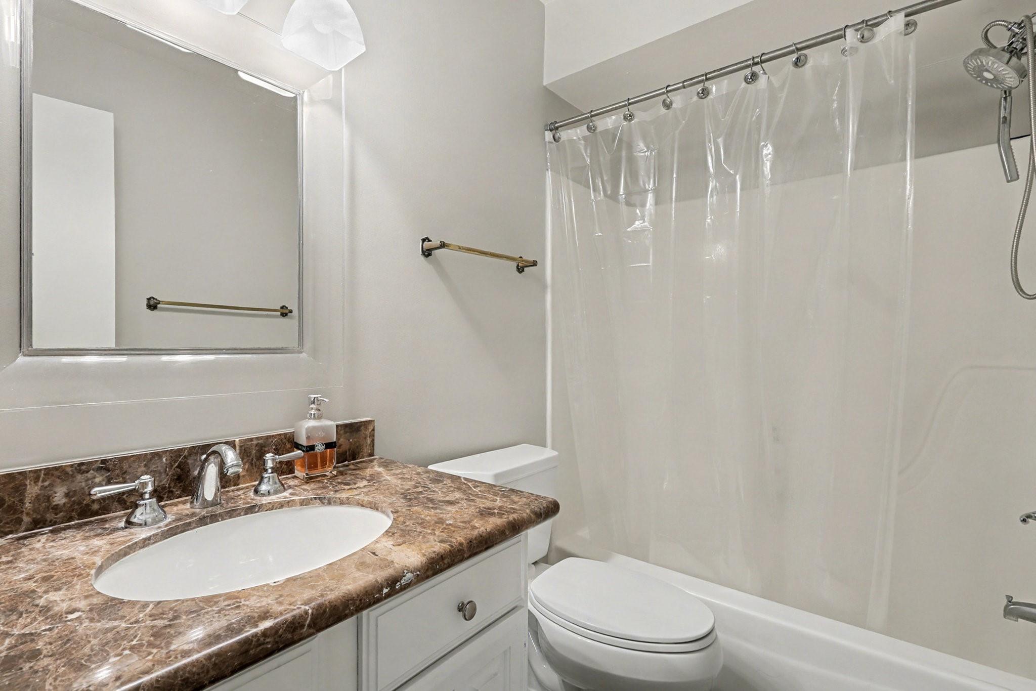 3407 South Briar Knoll Drive