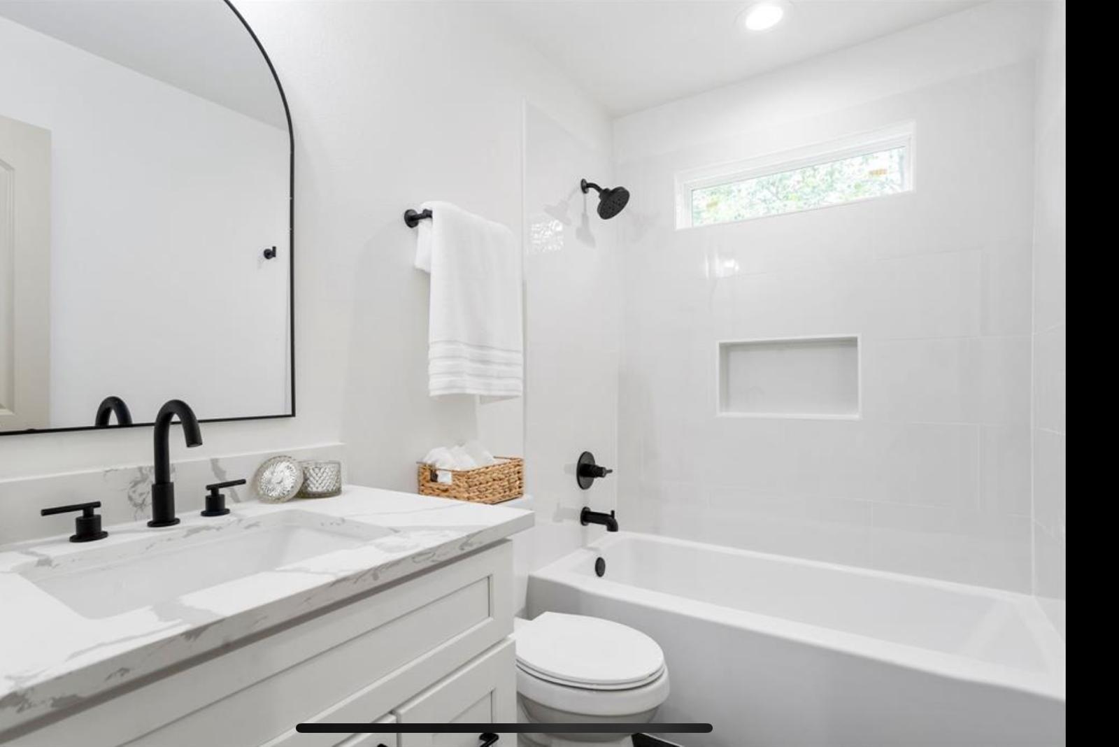 512 W Jefferson Street