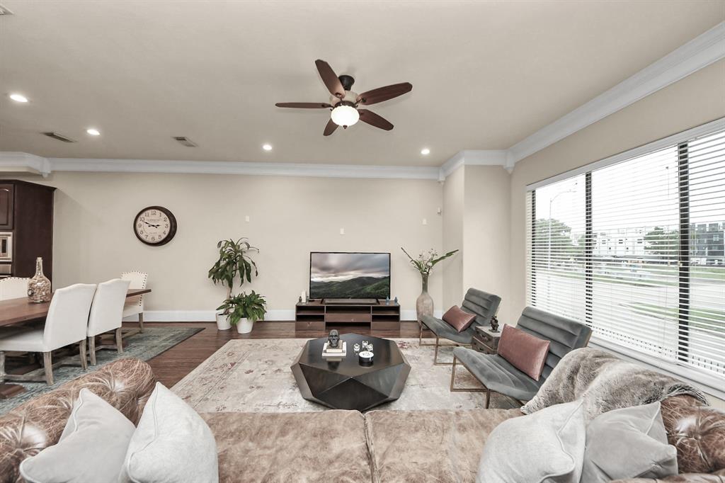 5341 Nolda Street Unit: E