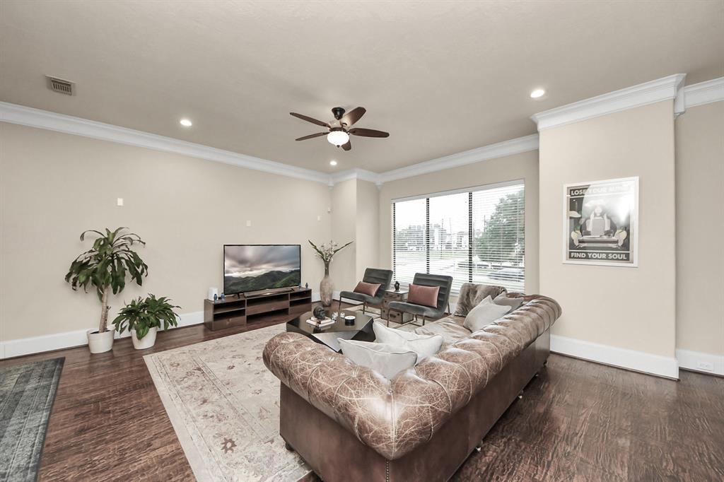 5341 Nolda Street Unit: E