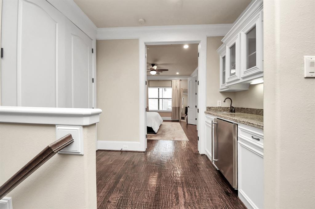 5341 Nolda Street Unit: E