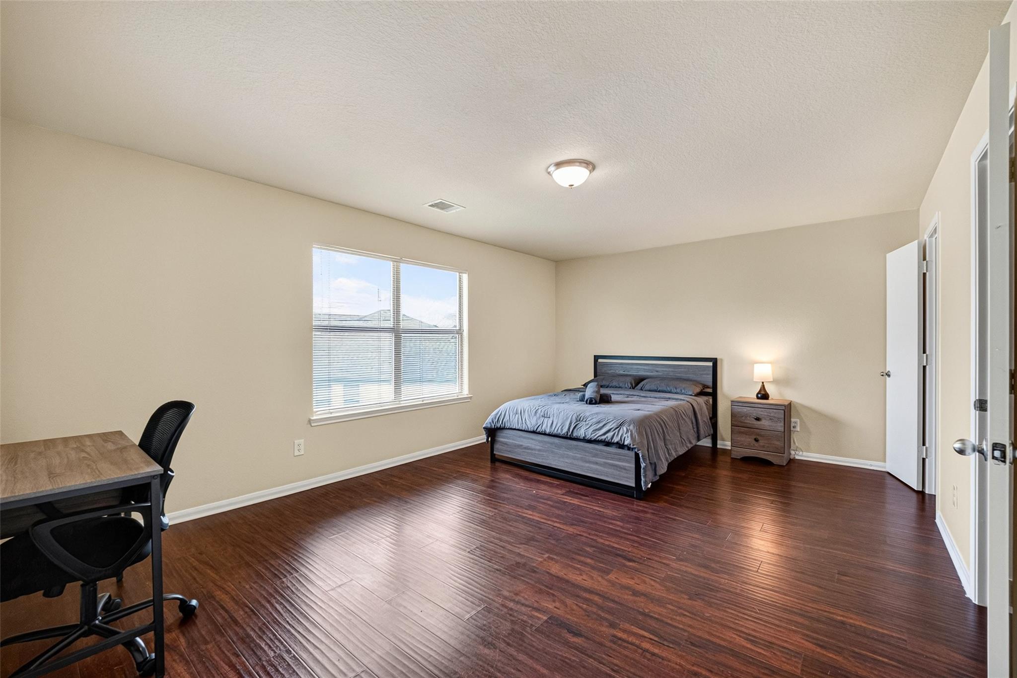 7130 Liberty Oak Court