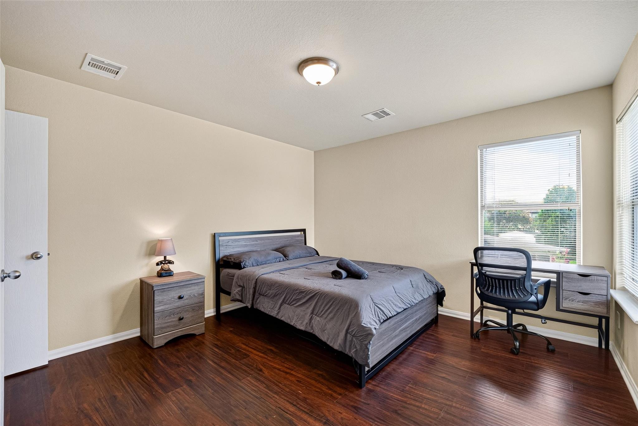 7130 Liberty Oak Court