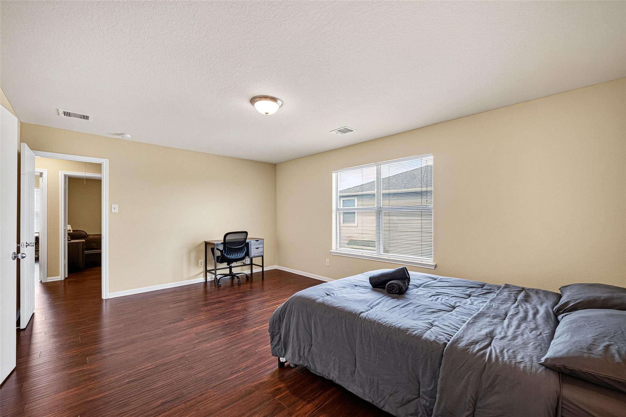 7130 Liberty Oak Court