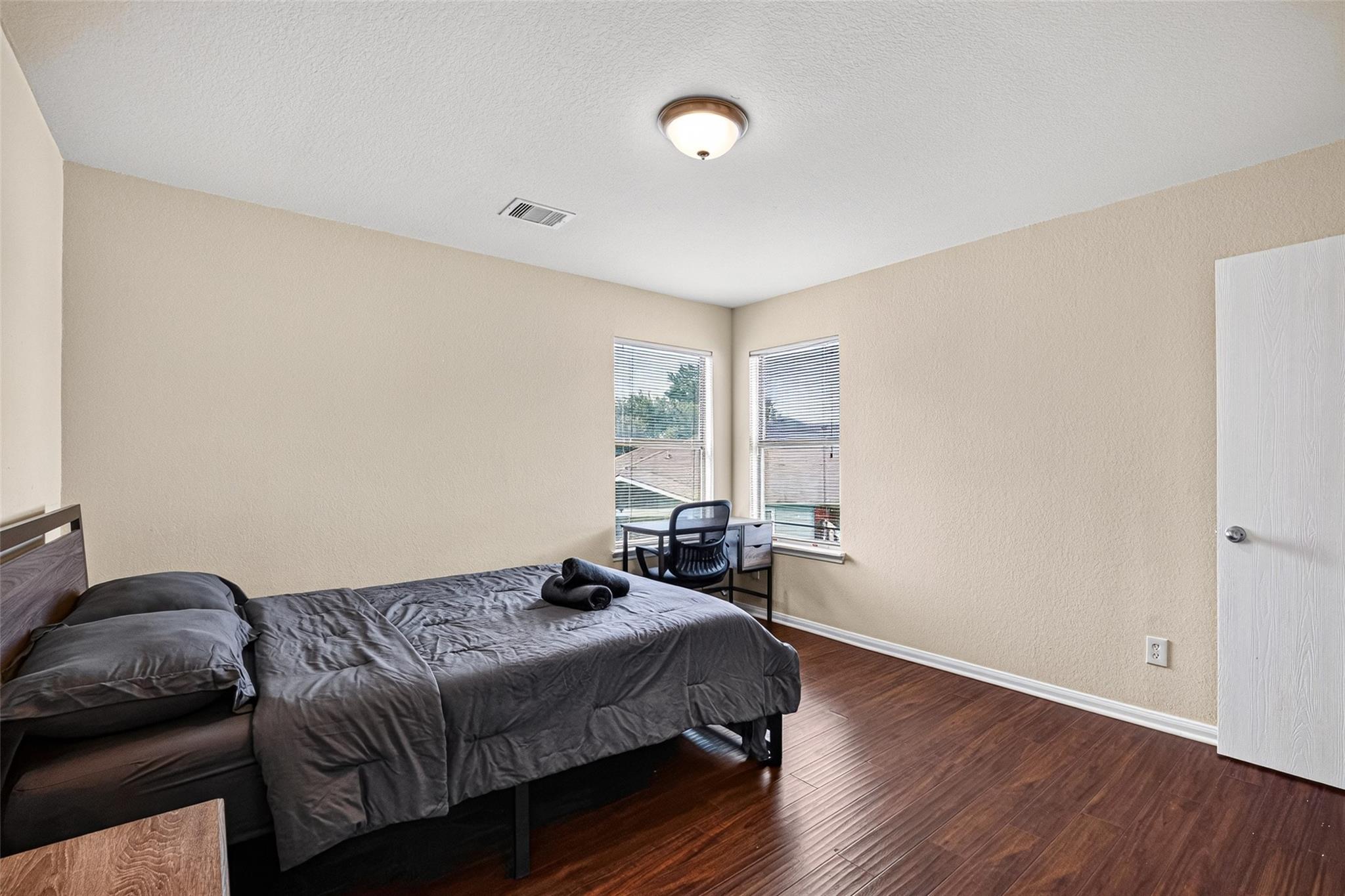 7130 Liberty Oak Court