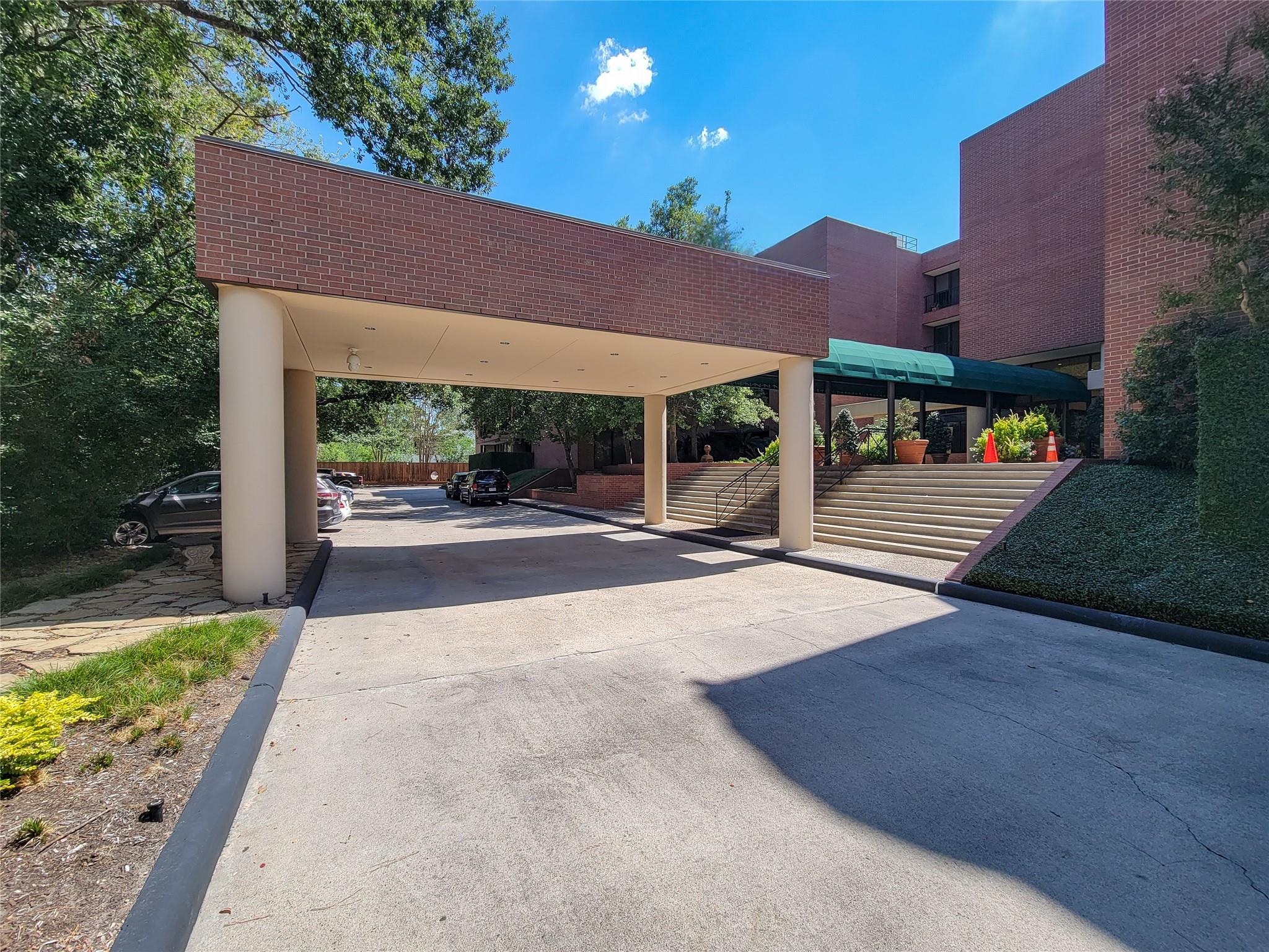 9333 Memorial Drive # 414