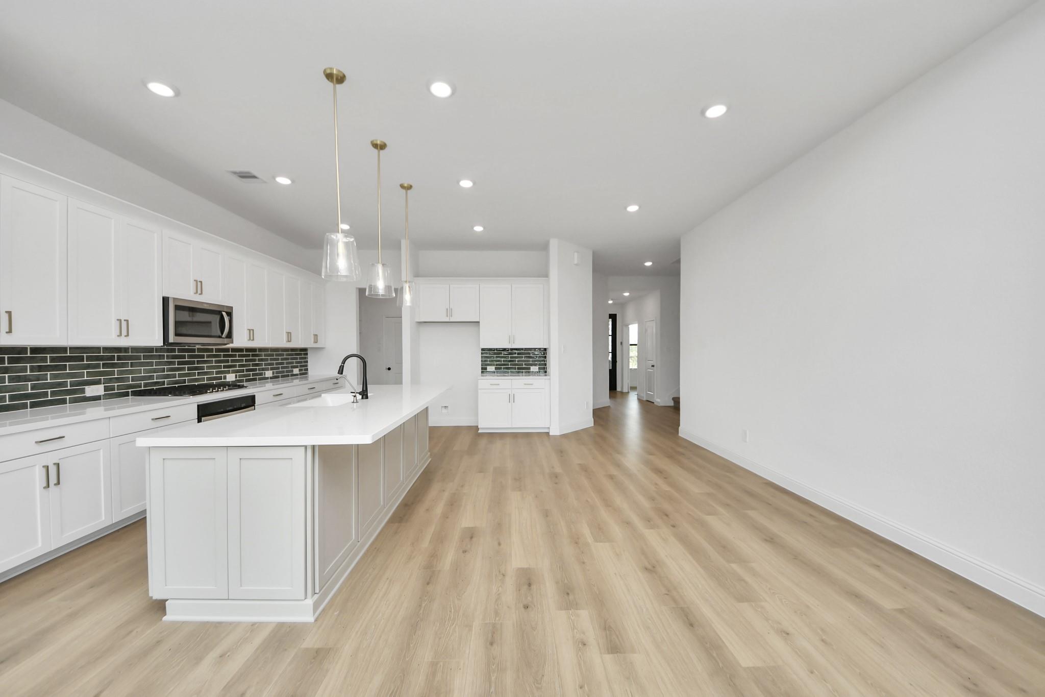 21718 Swift Flier Lane