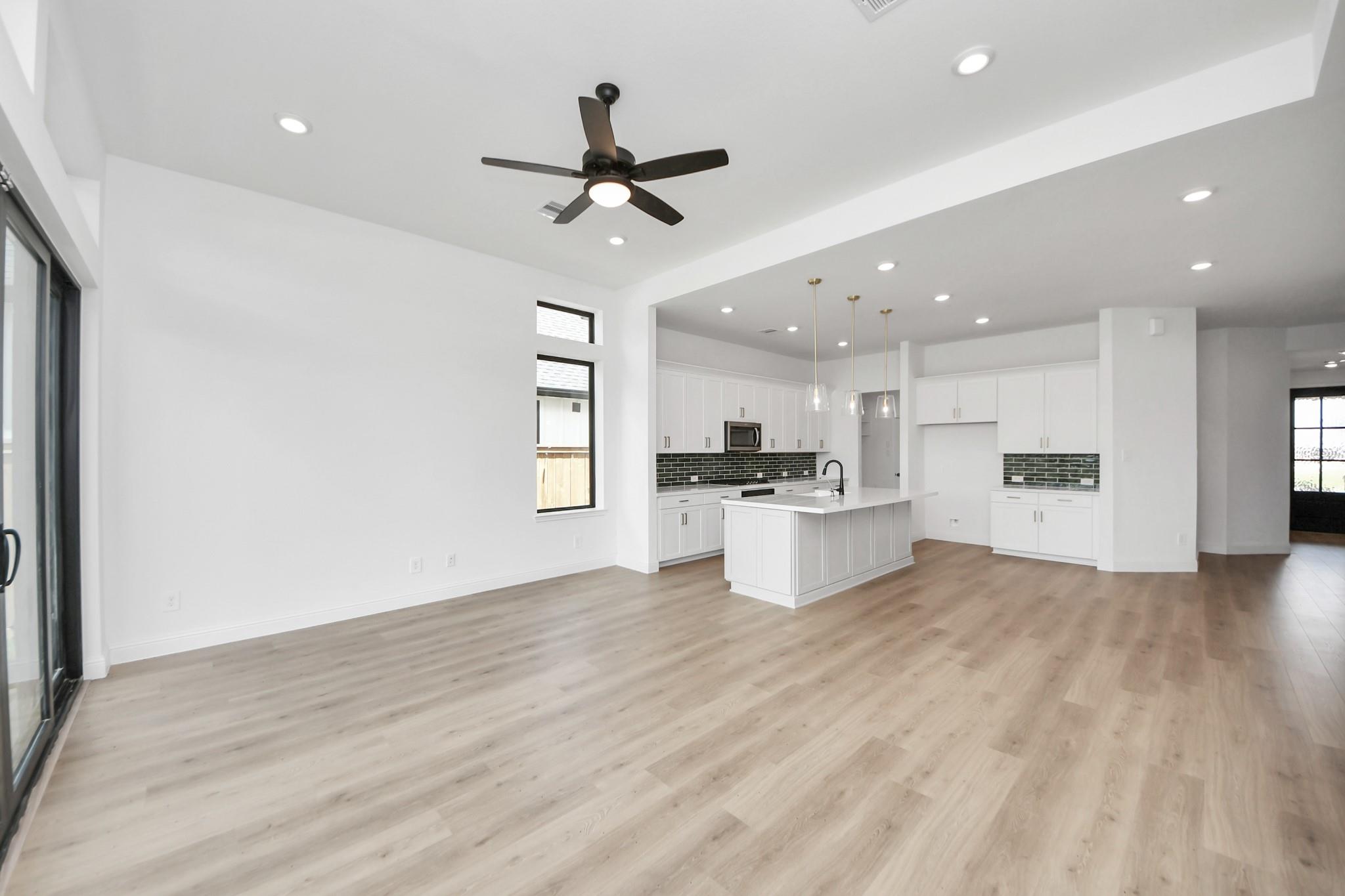 21718 Swift Flier Lane