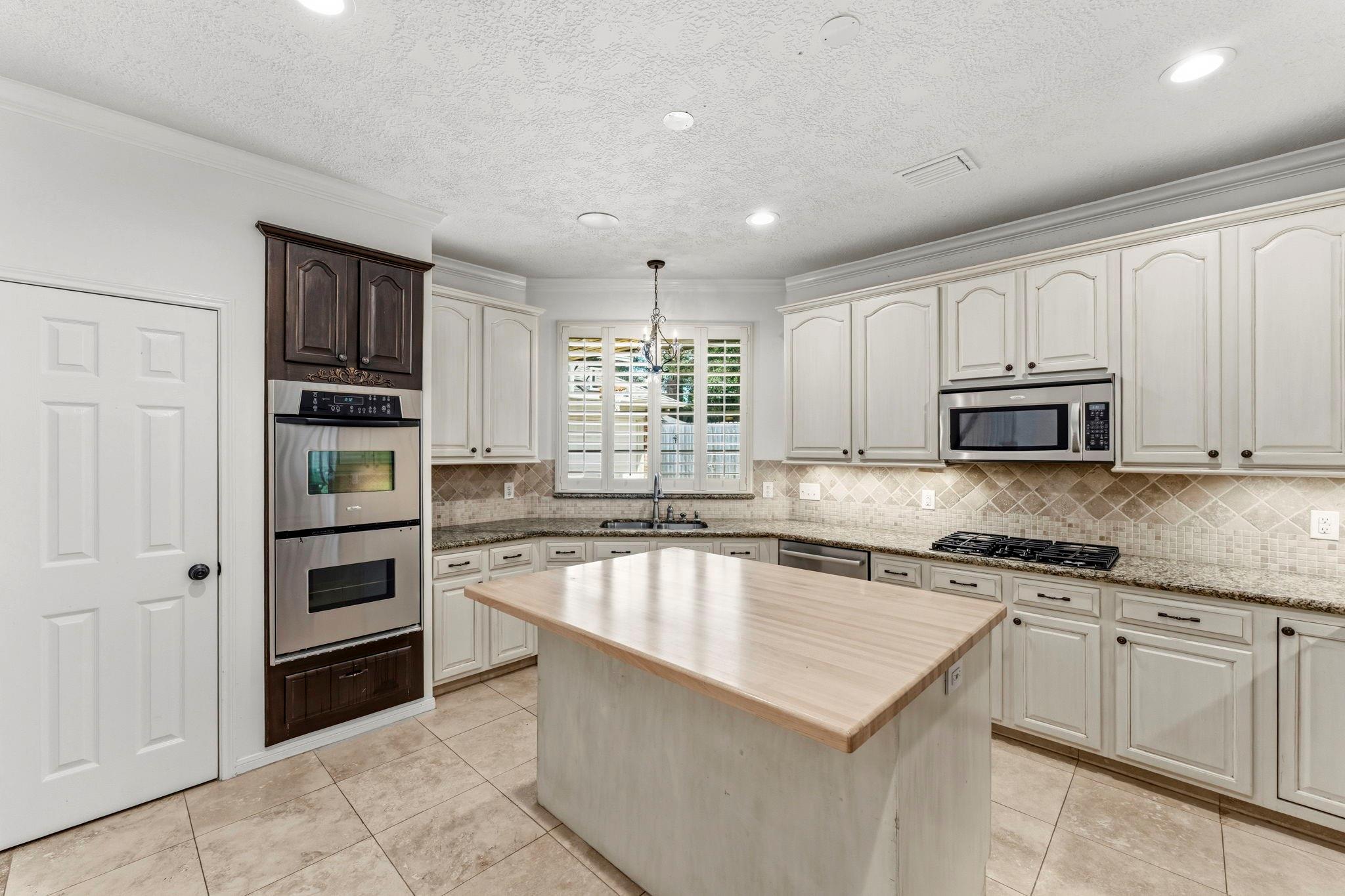 26 Shady Pond Place