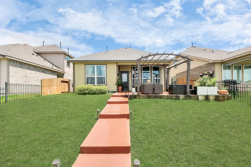 24810 Puccini Place
