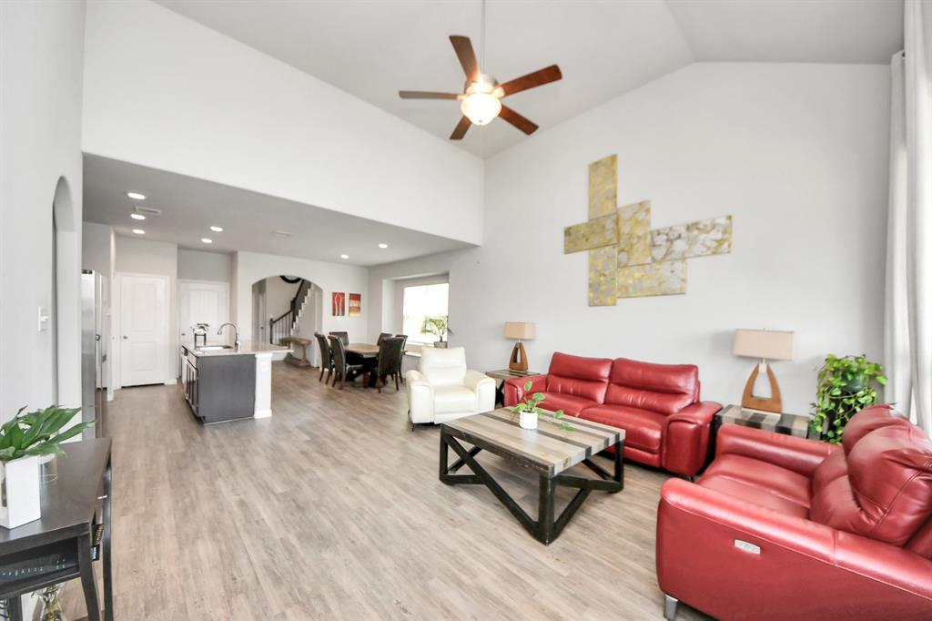 24810 Puccini Place