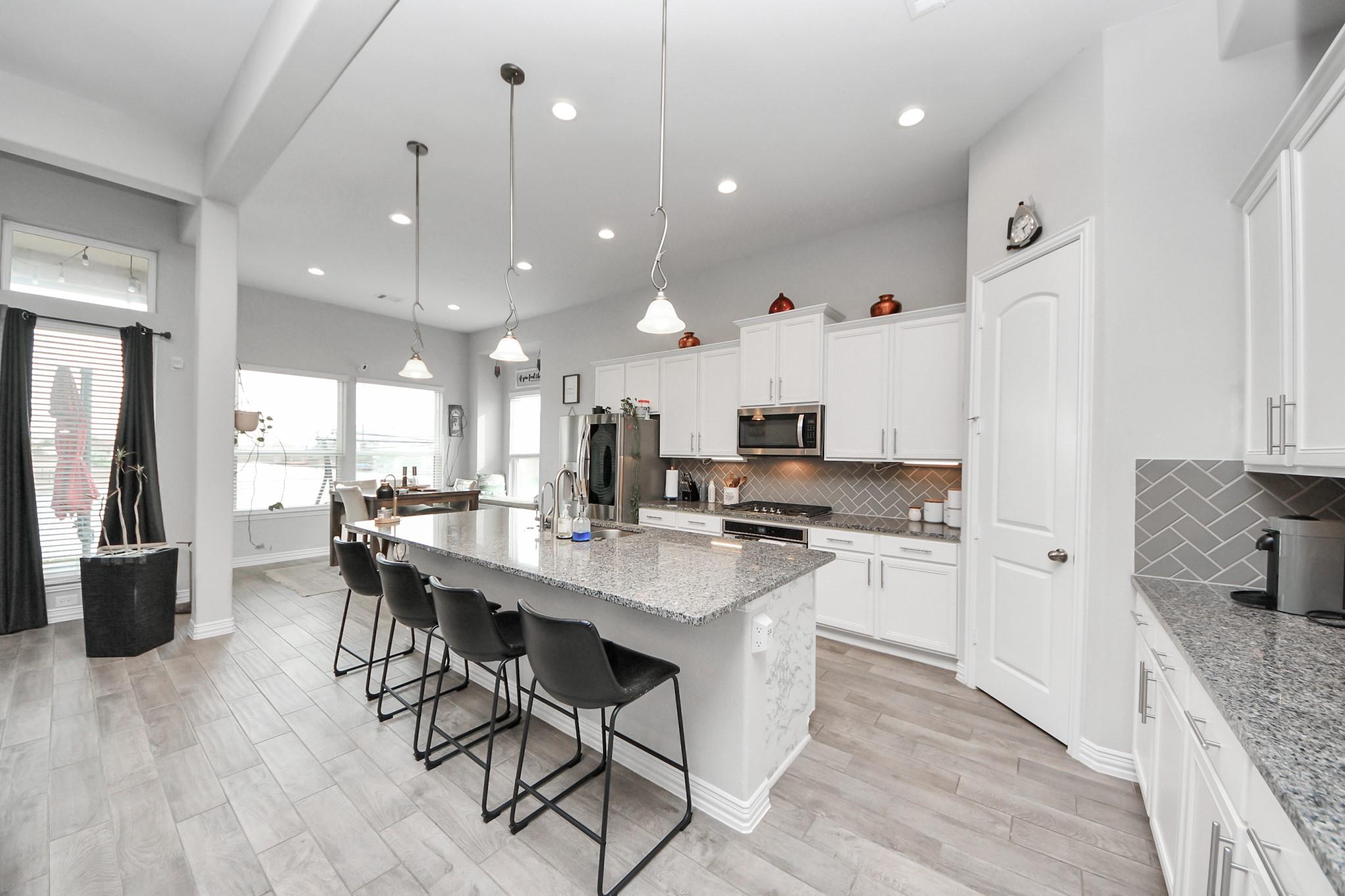 3902 Cantone Grotto Ct