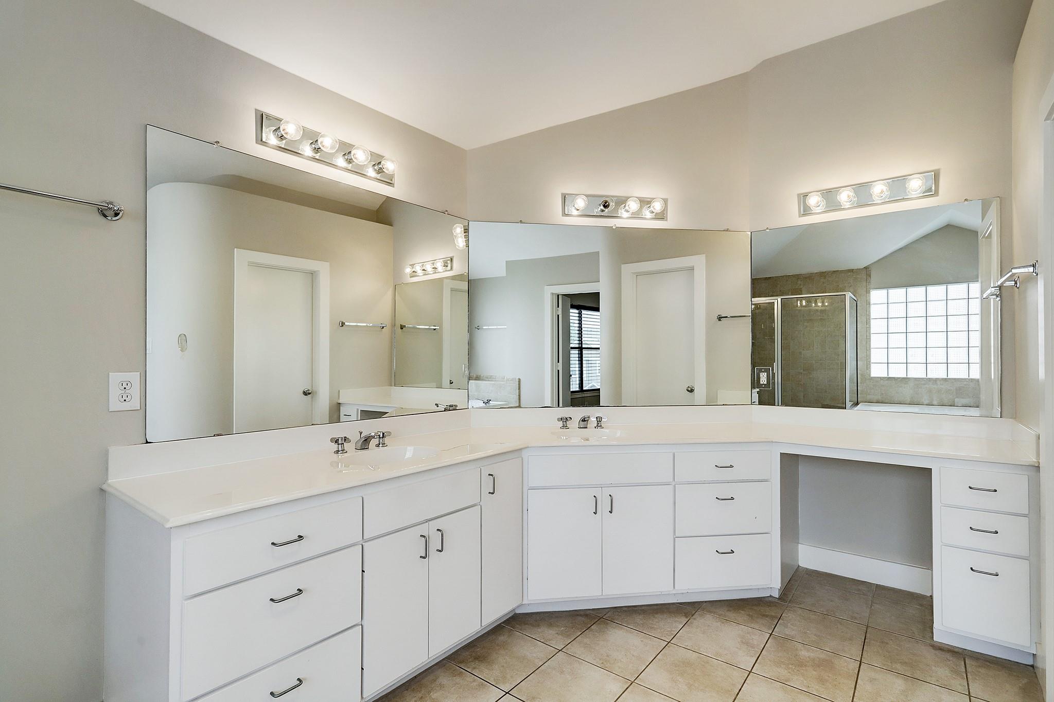 425 W 26th Street