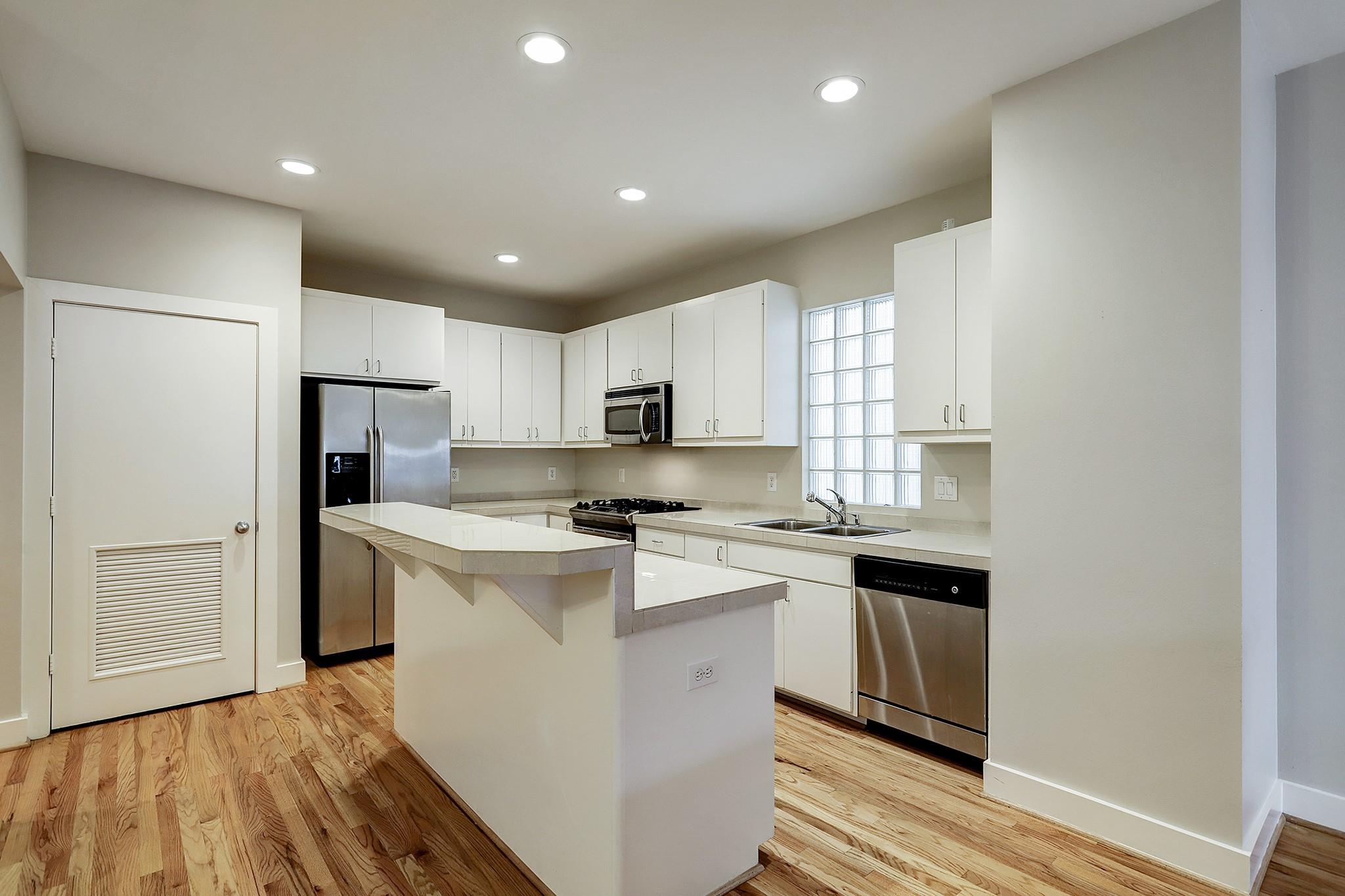 425 W 26th Street