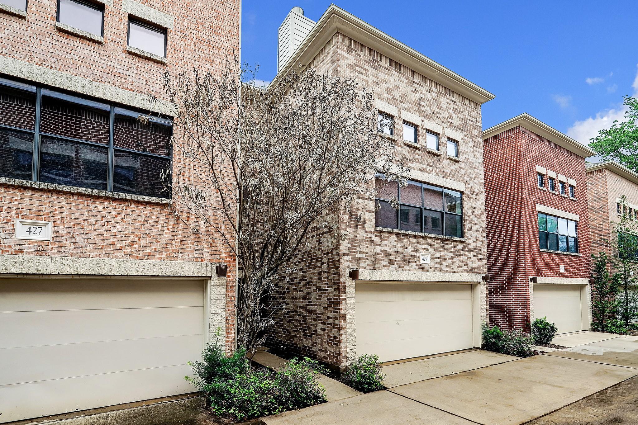 425 W 26th Street