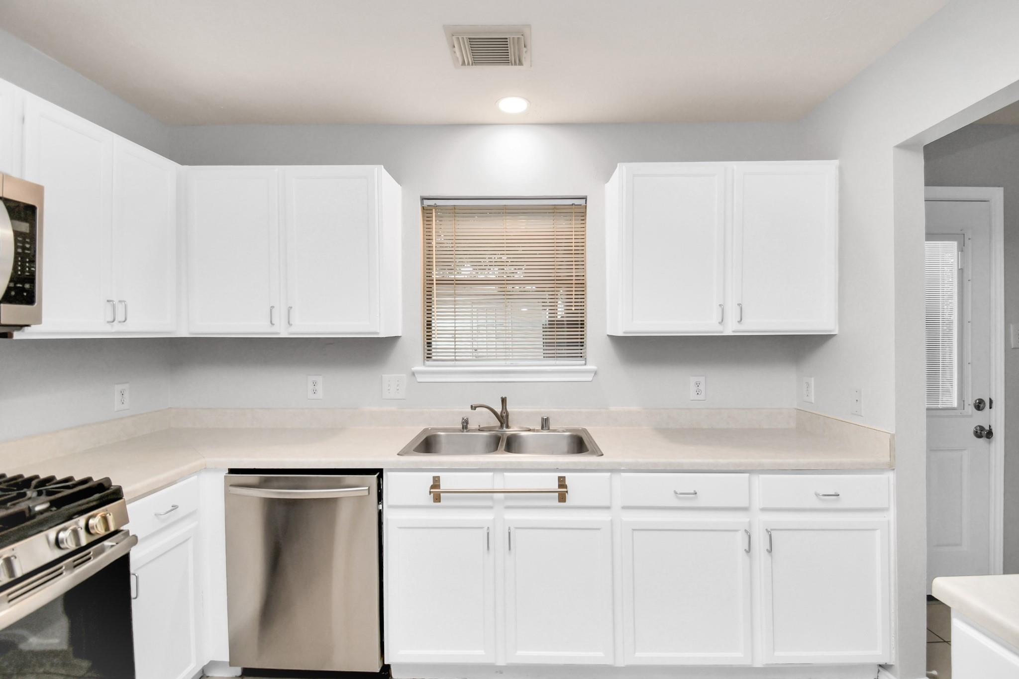 3919 Rolling Springs Lane