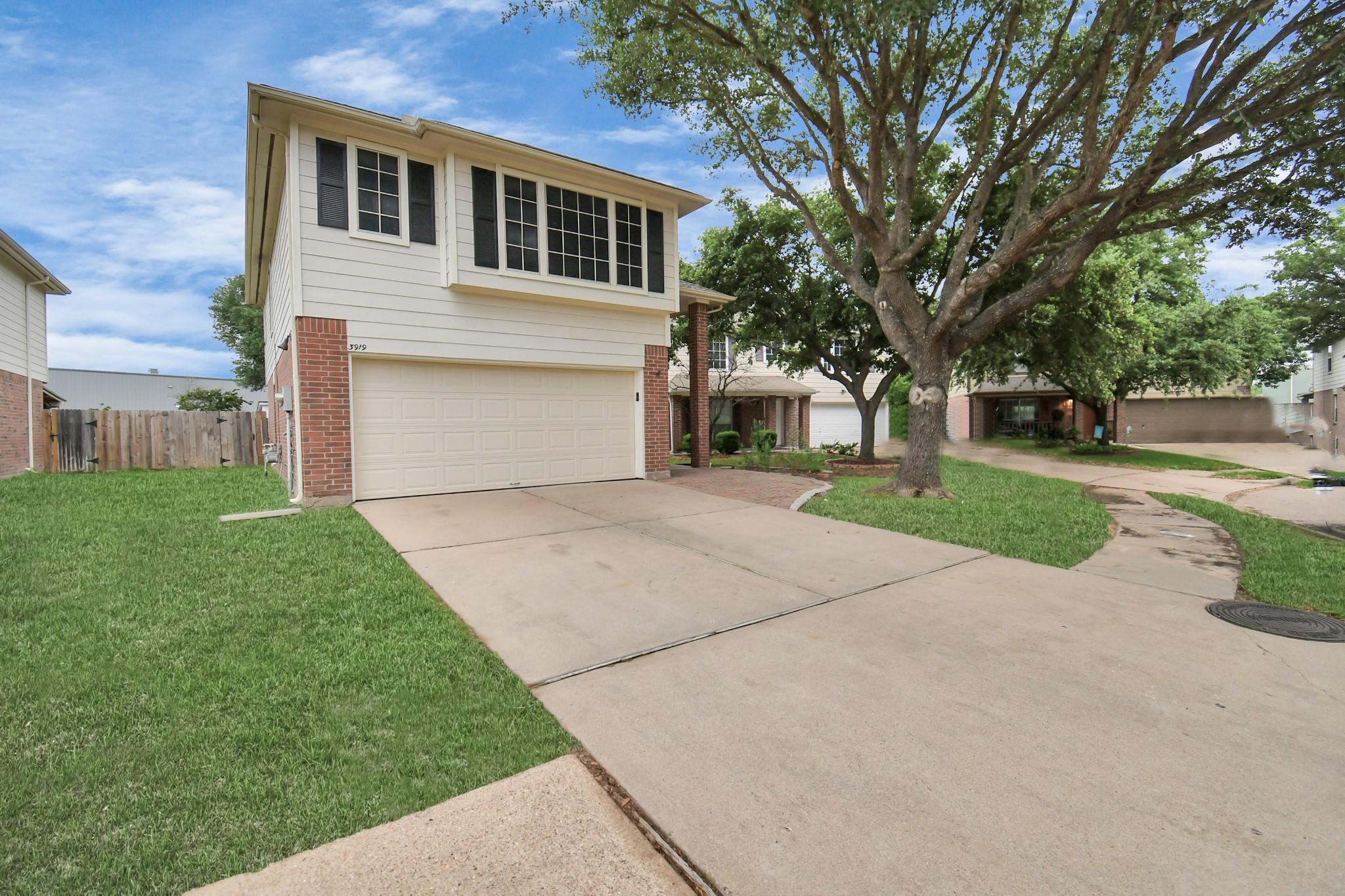 3919 Rolling Springs Lane