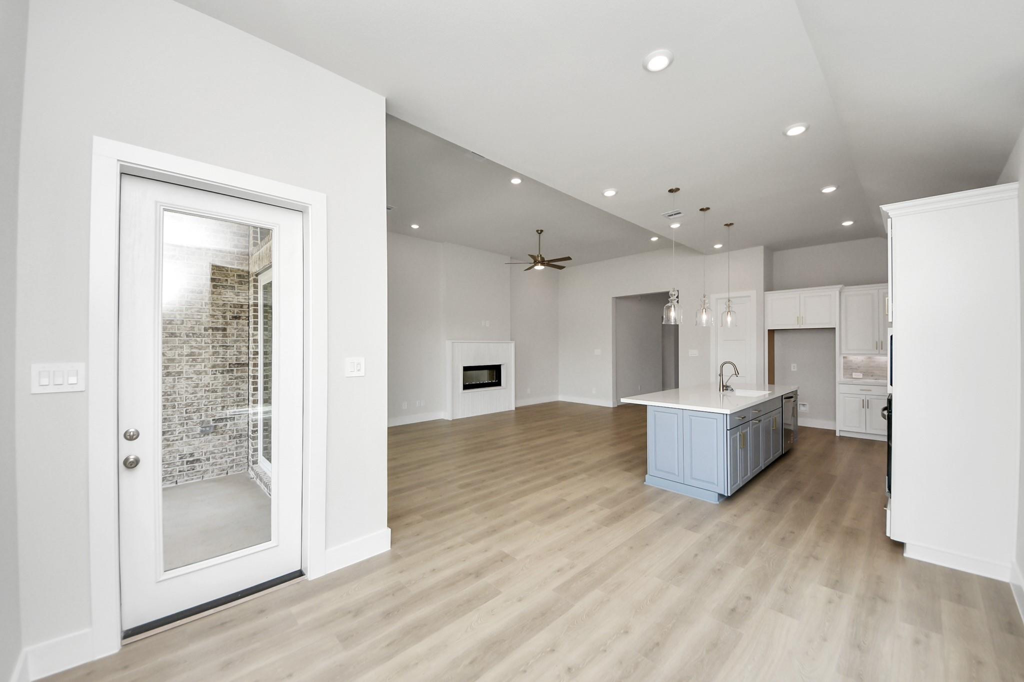 19319 Stagecoach Breeze Lane