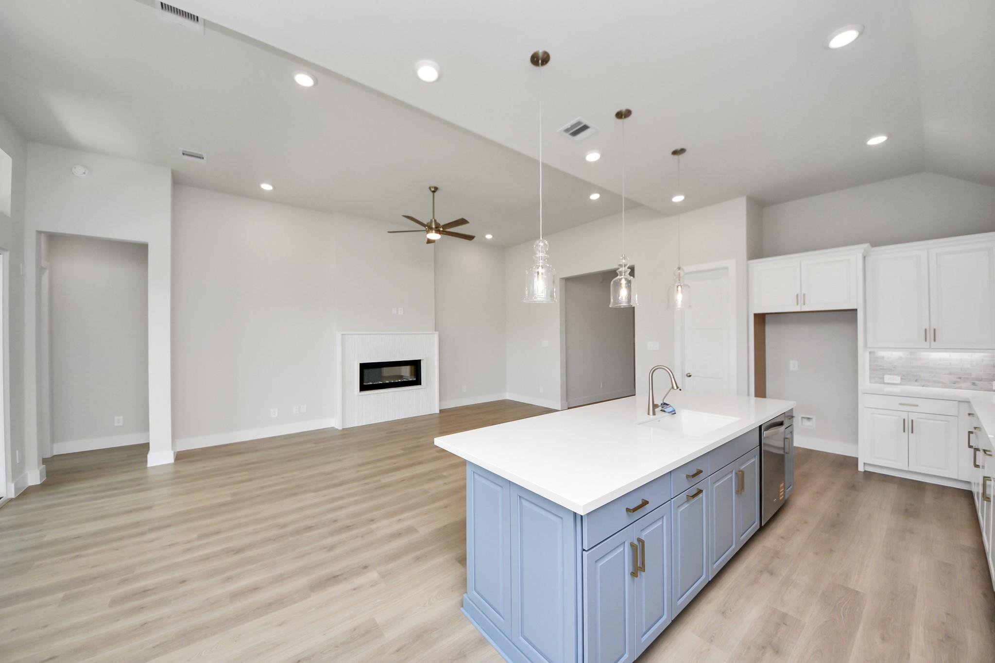 19319 Stagecoach Breeze Lane