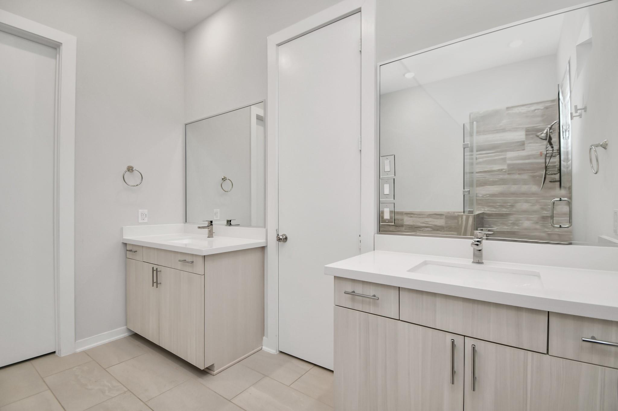 619 Thornton Oaks Lane