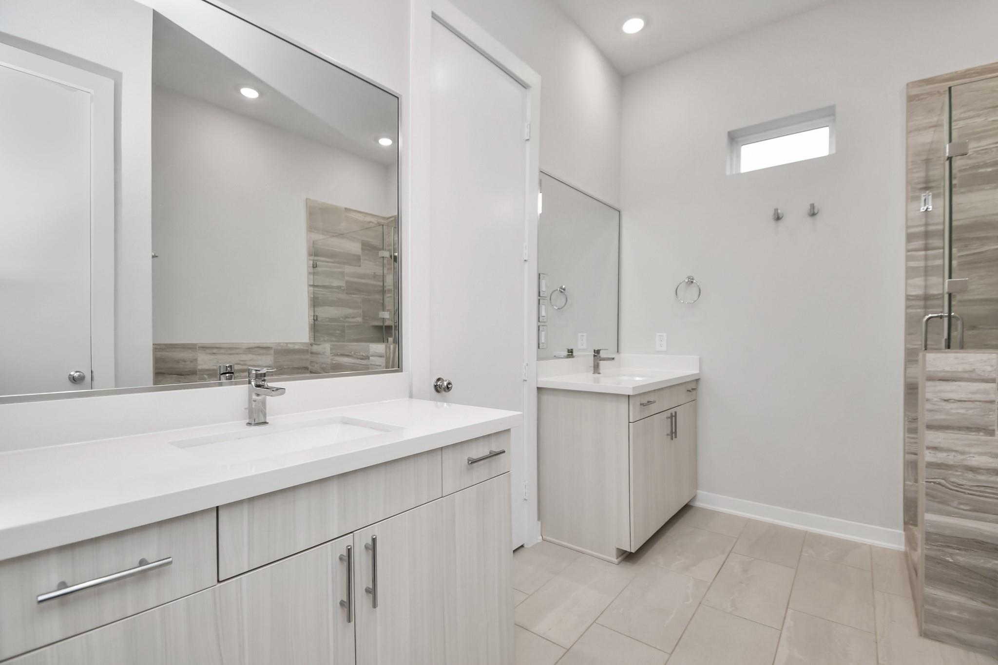 619 Thornton Oaks Lane