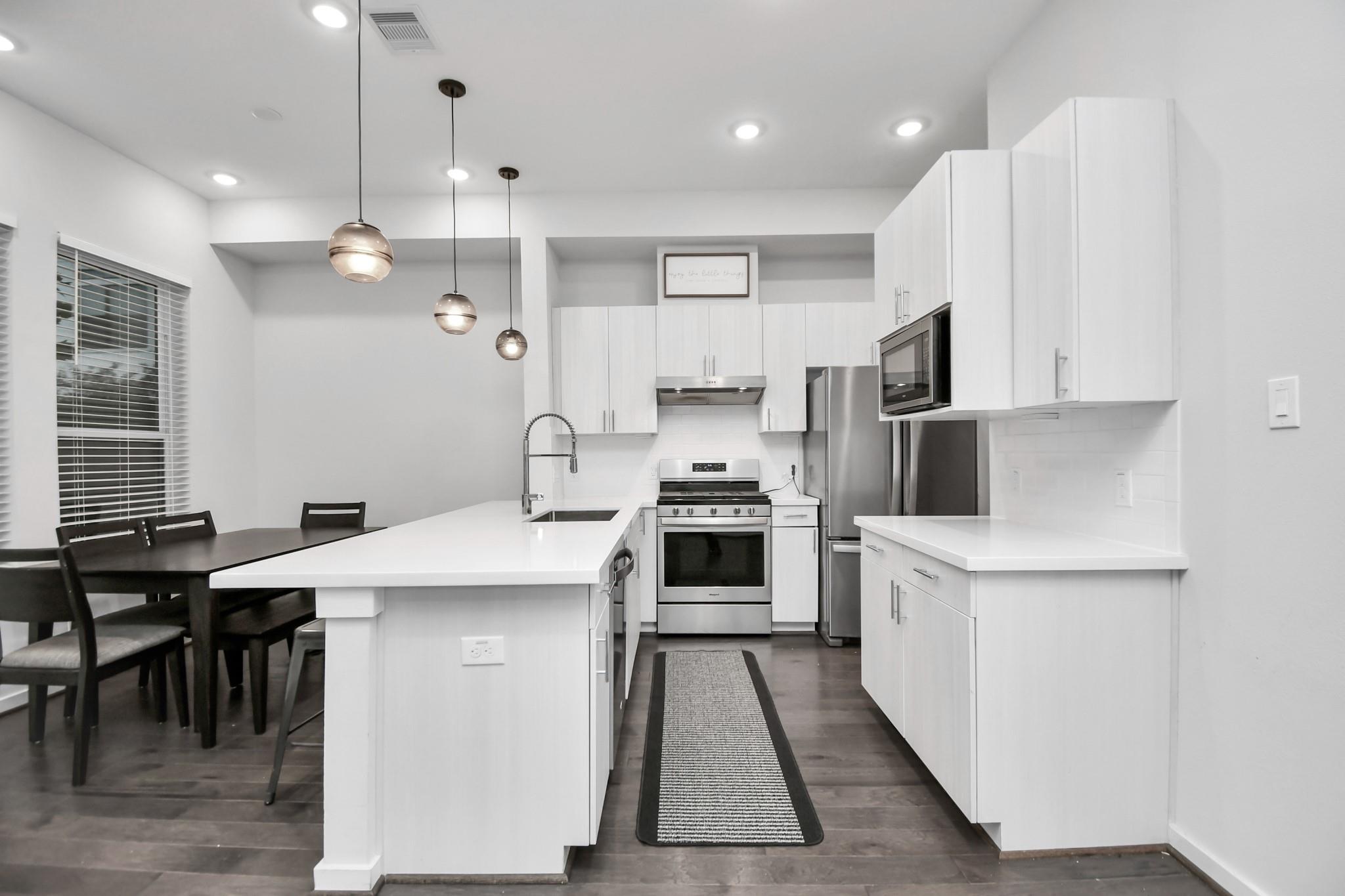 619 Thornton Oaks Lane