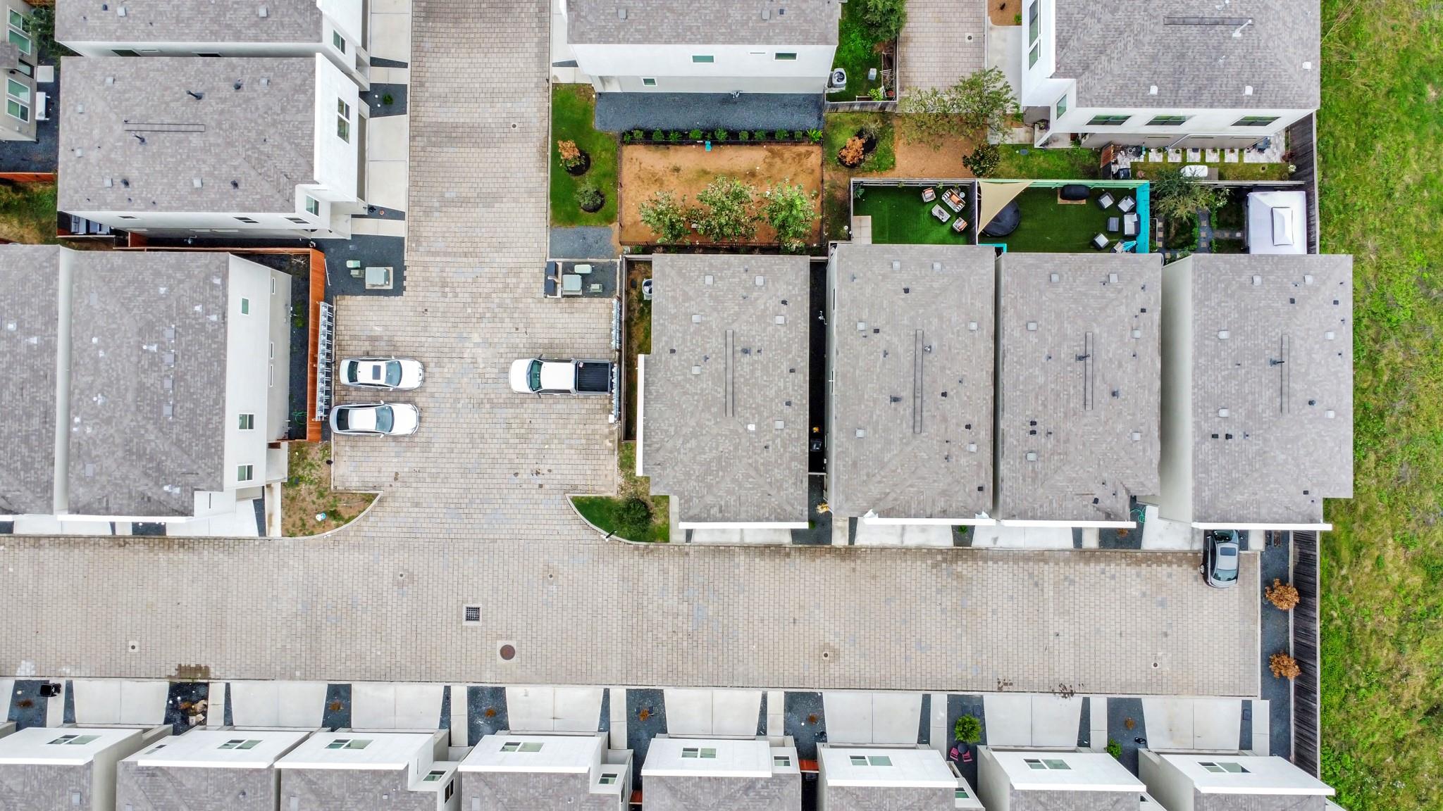 619 Thornton Oaks Lane