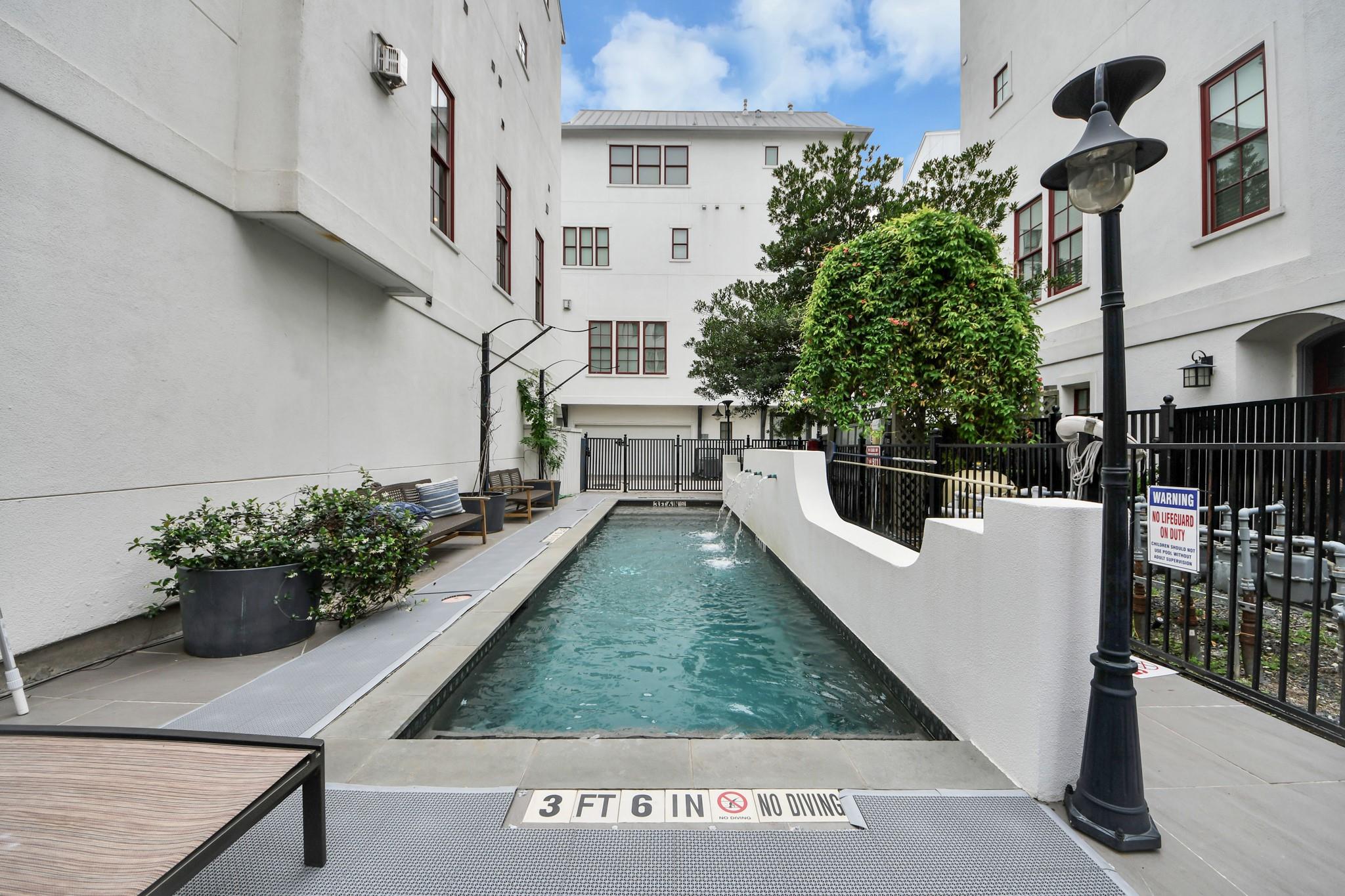 210 E 28th Street