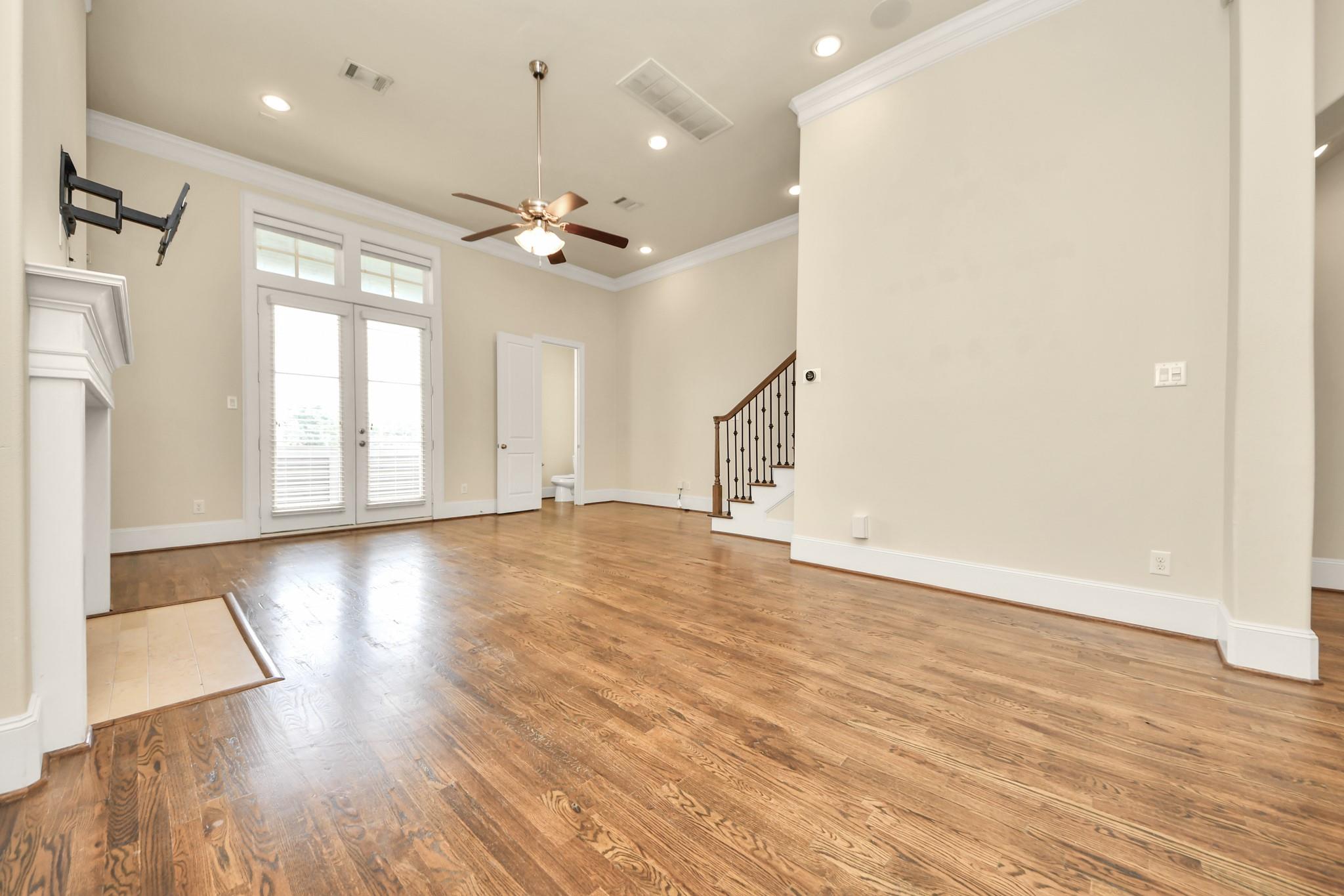 210 E 28th Street