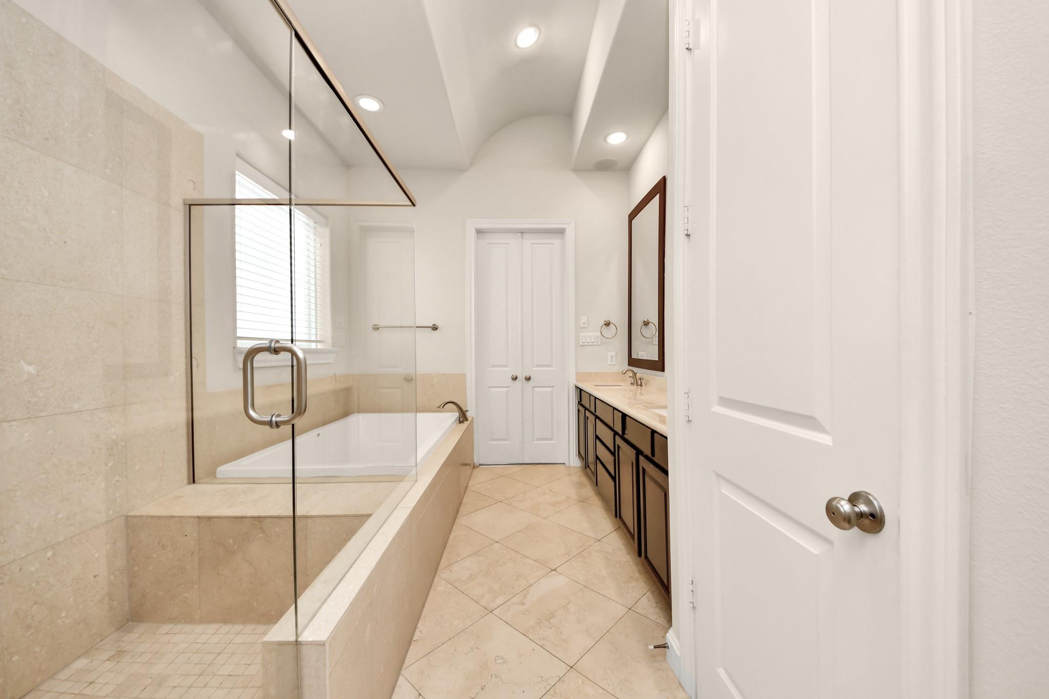 210 E 28th Street