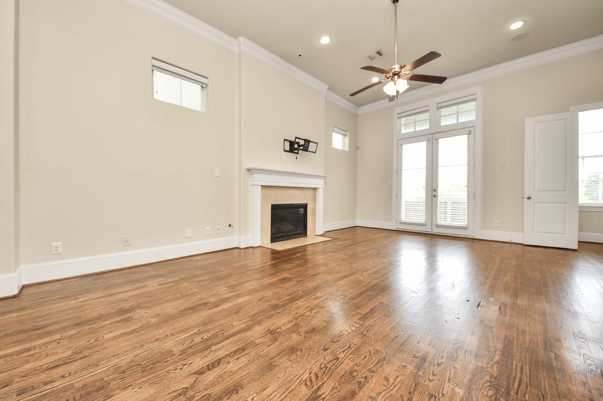 210 E 28th Street