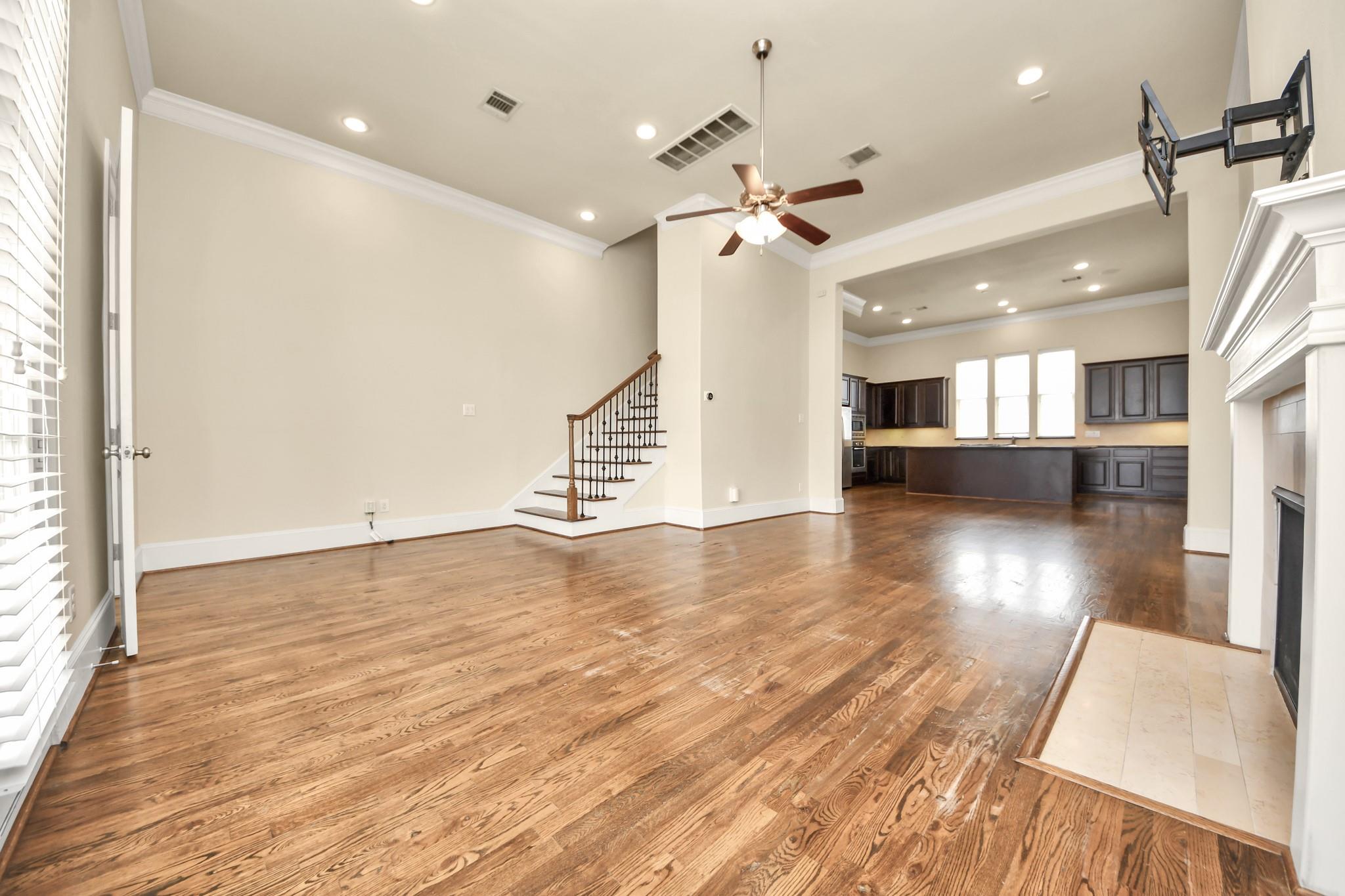 210 E 28th Street