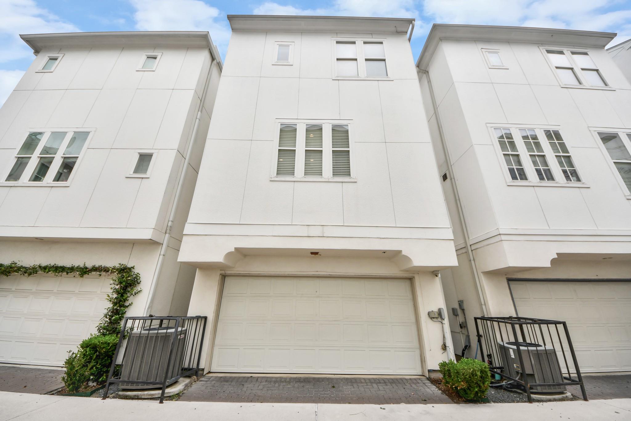 210 E 28th Street