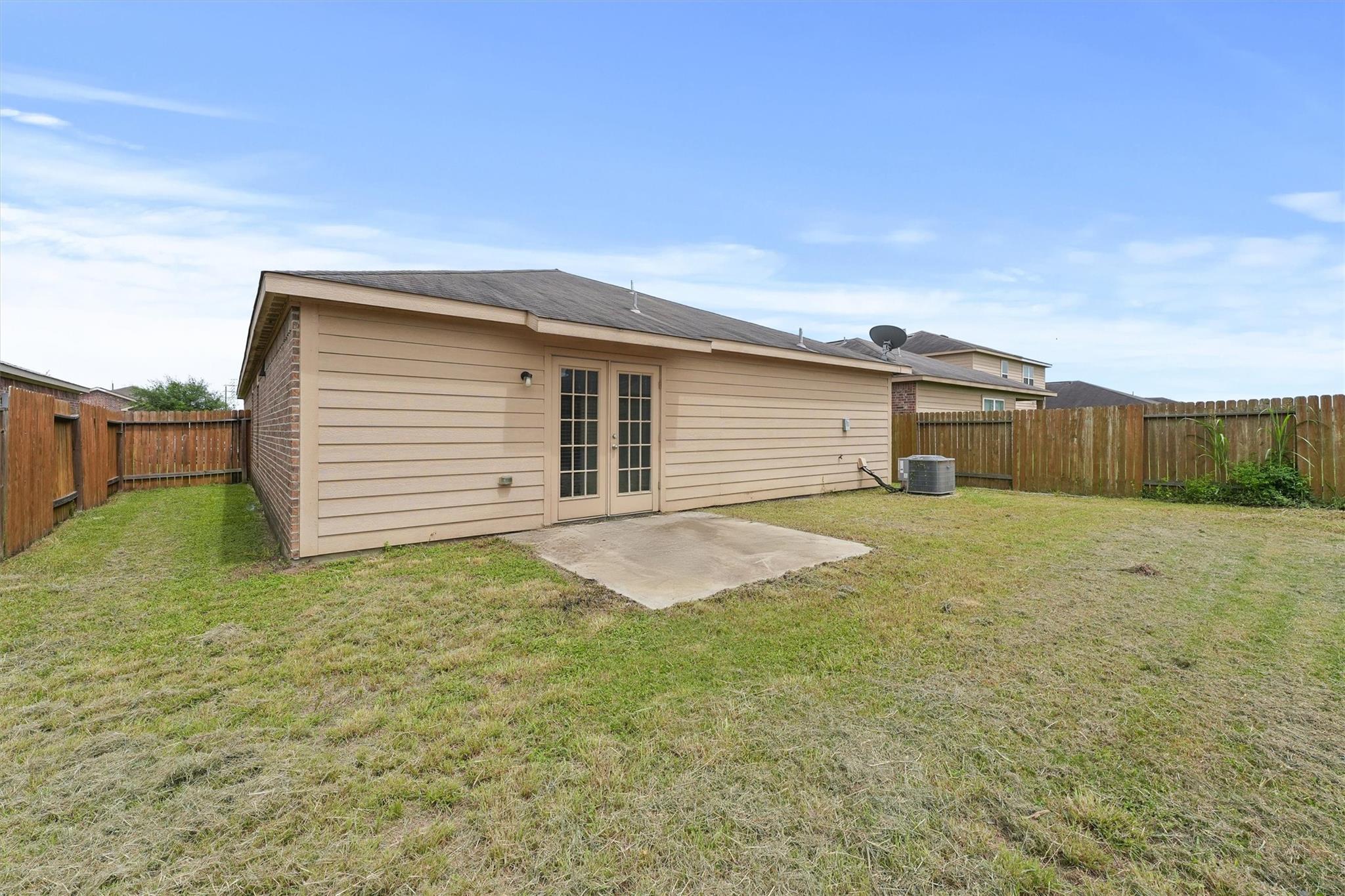 4918 Jagged Cliff Lane