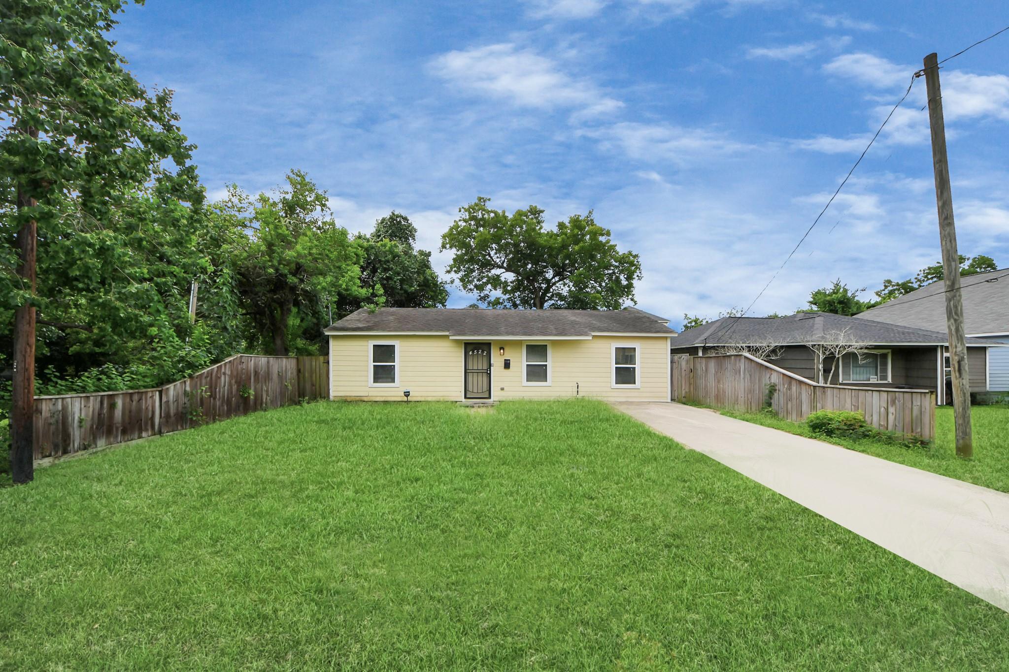 4522 Larkspur Street