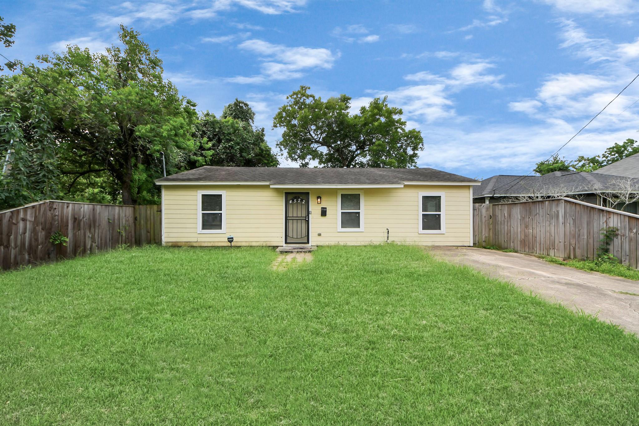 4522 Larkspur Street