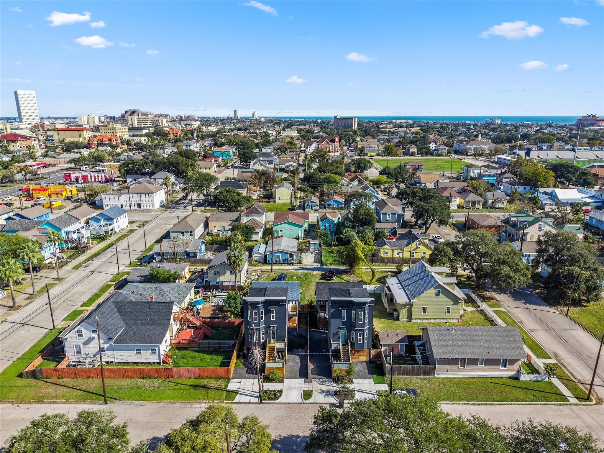 1112 30th St # B Unit: A-B