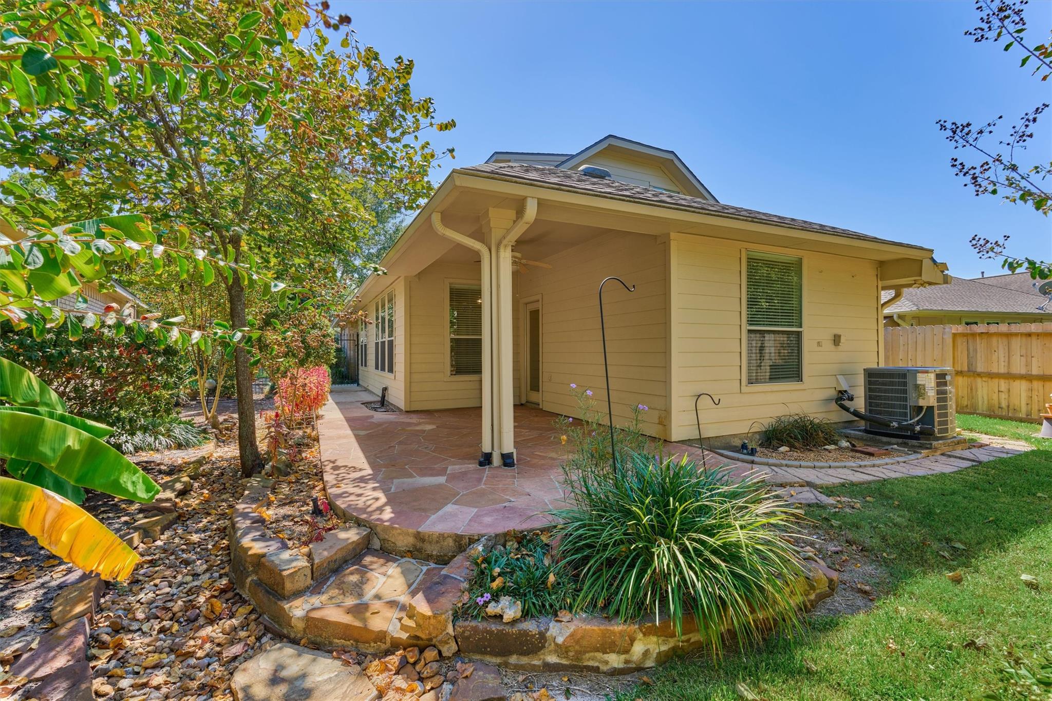 175 W Lilac Ridge Place