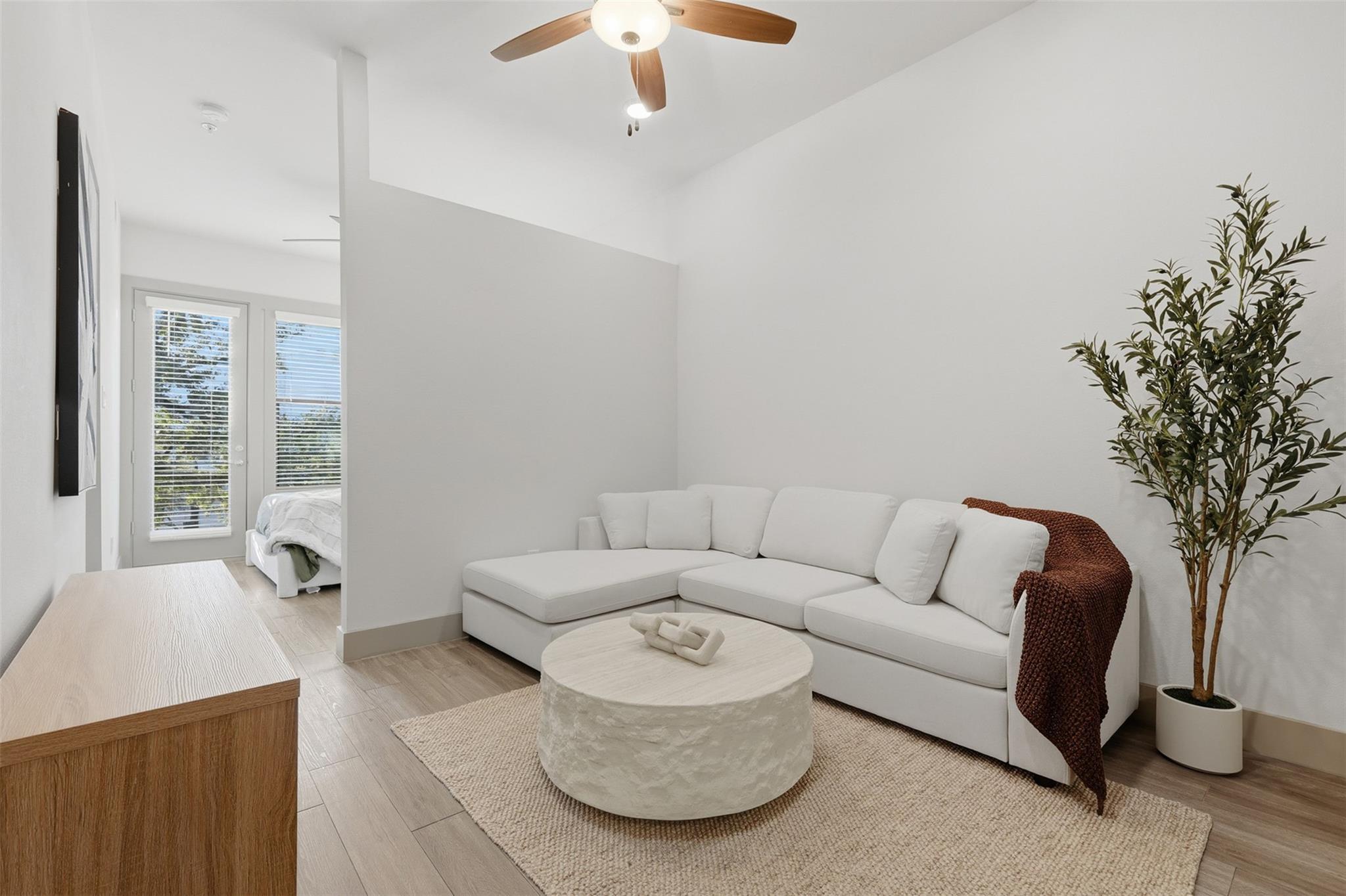 4509 Mount Vernon Street # 7