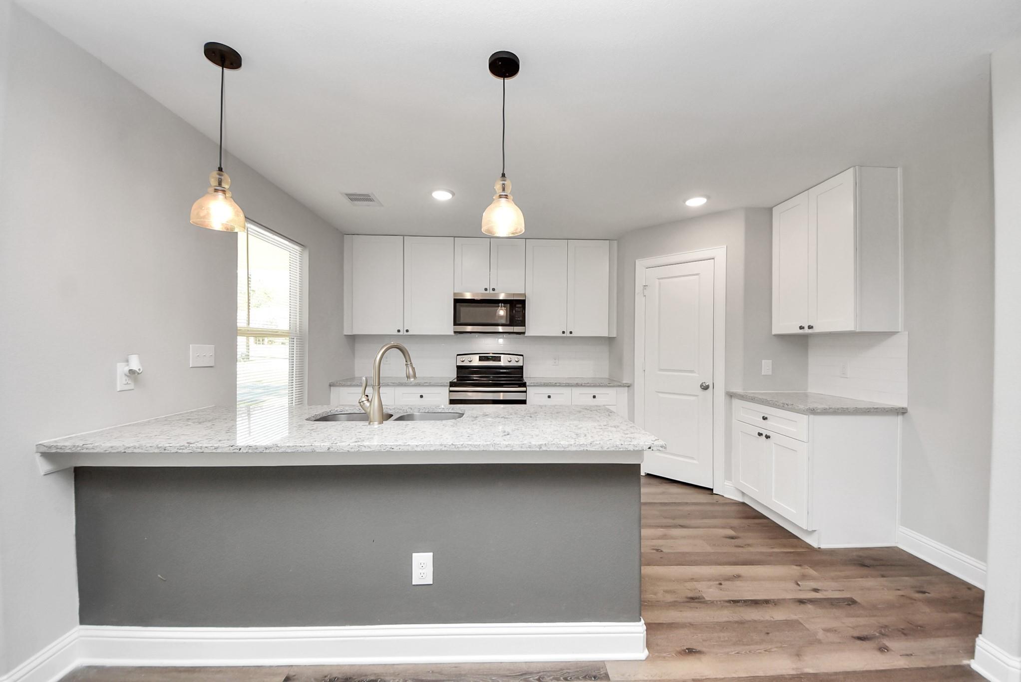 15814 Beechnut Drive