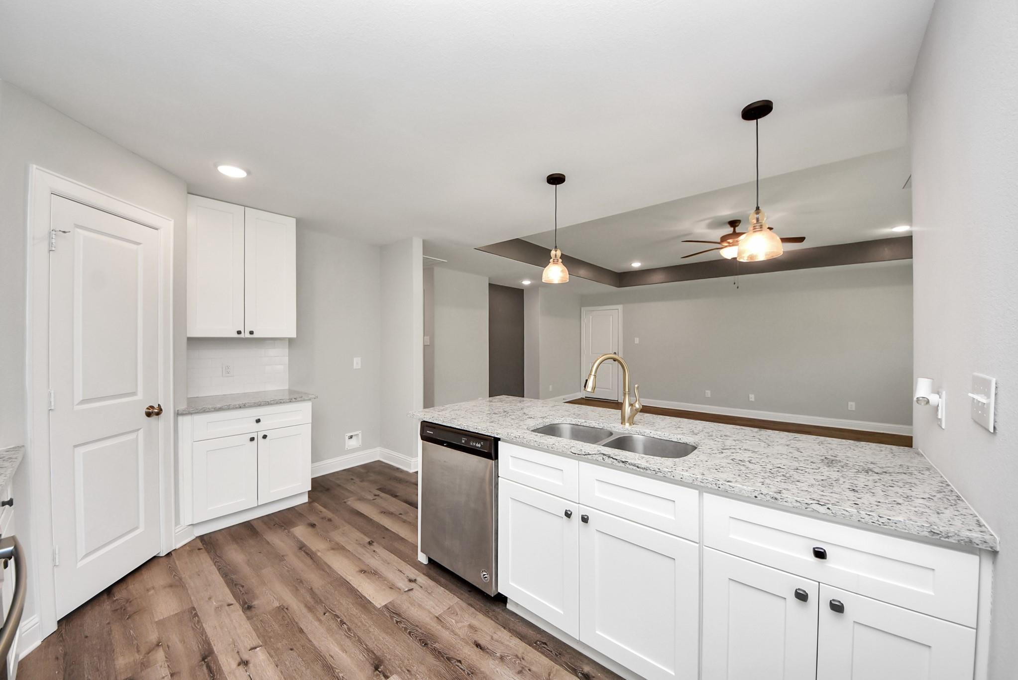 15814 Beechnut Drive