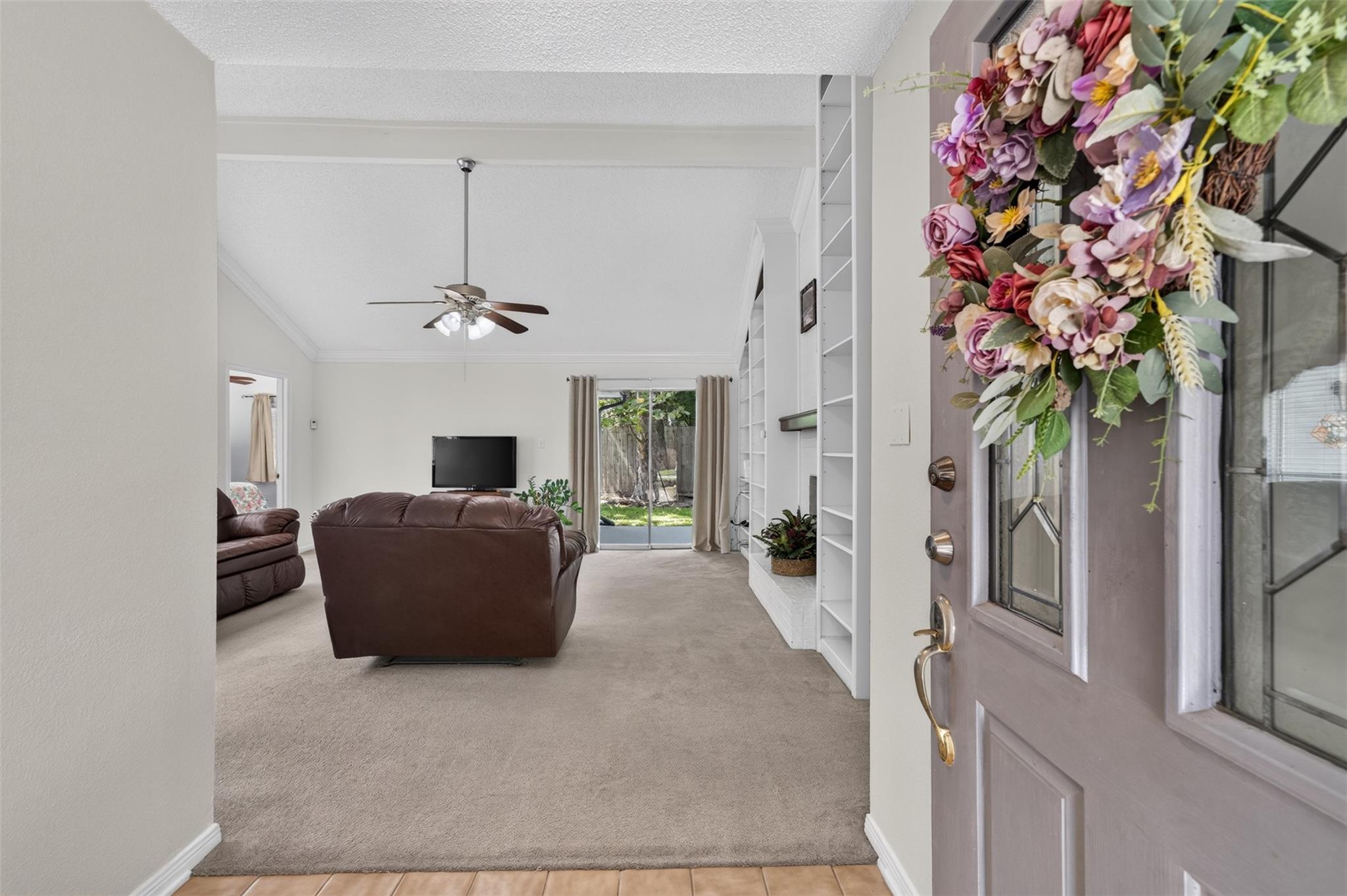 28 S Rain Forest Court